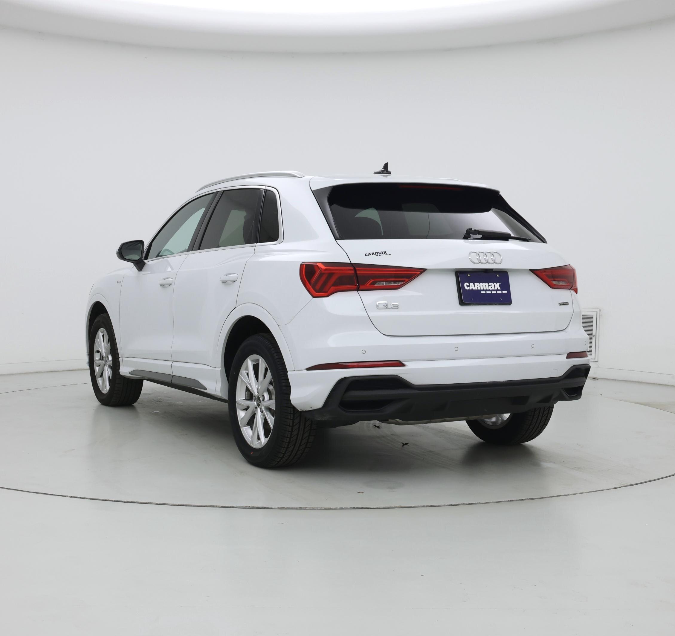 Thumbnail: 2022 Audi Q3 - 2