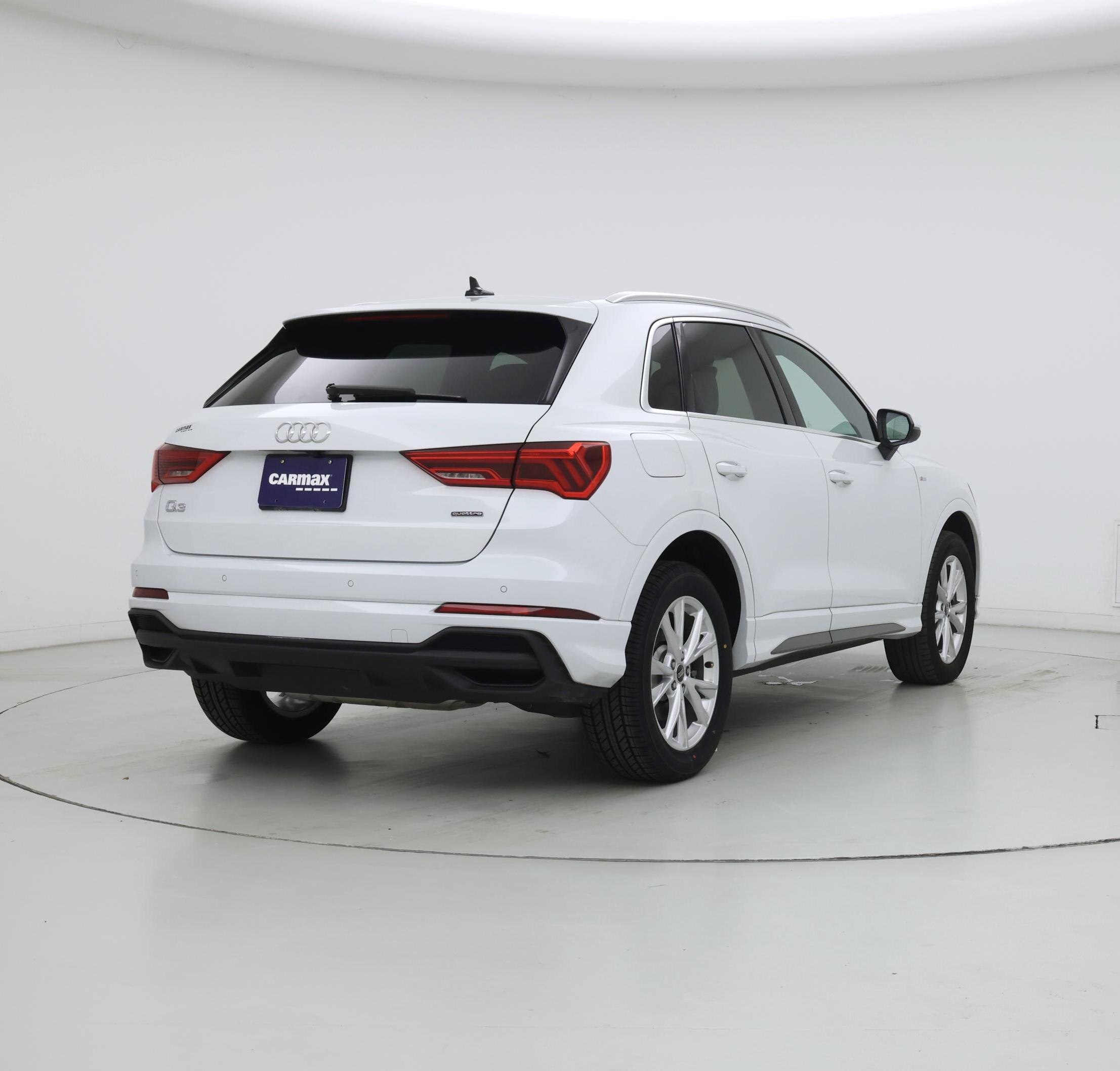 Thumbnail: 2022 Audi Q3 - 8