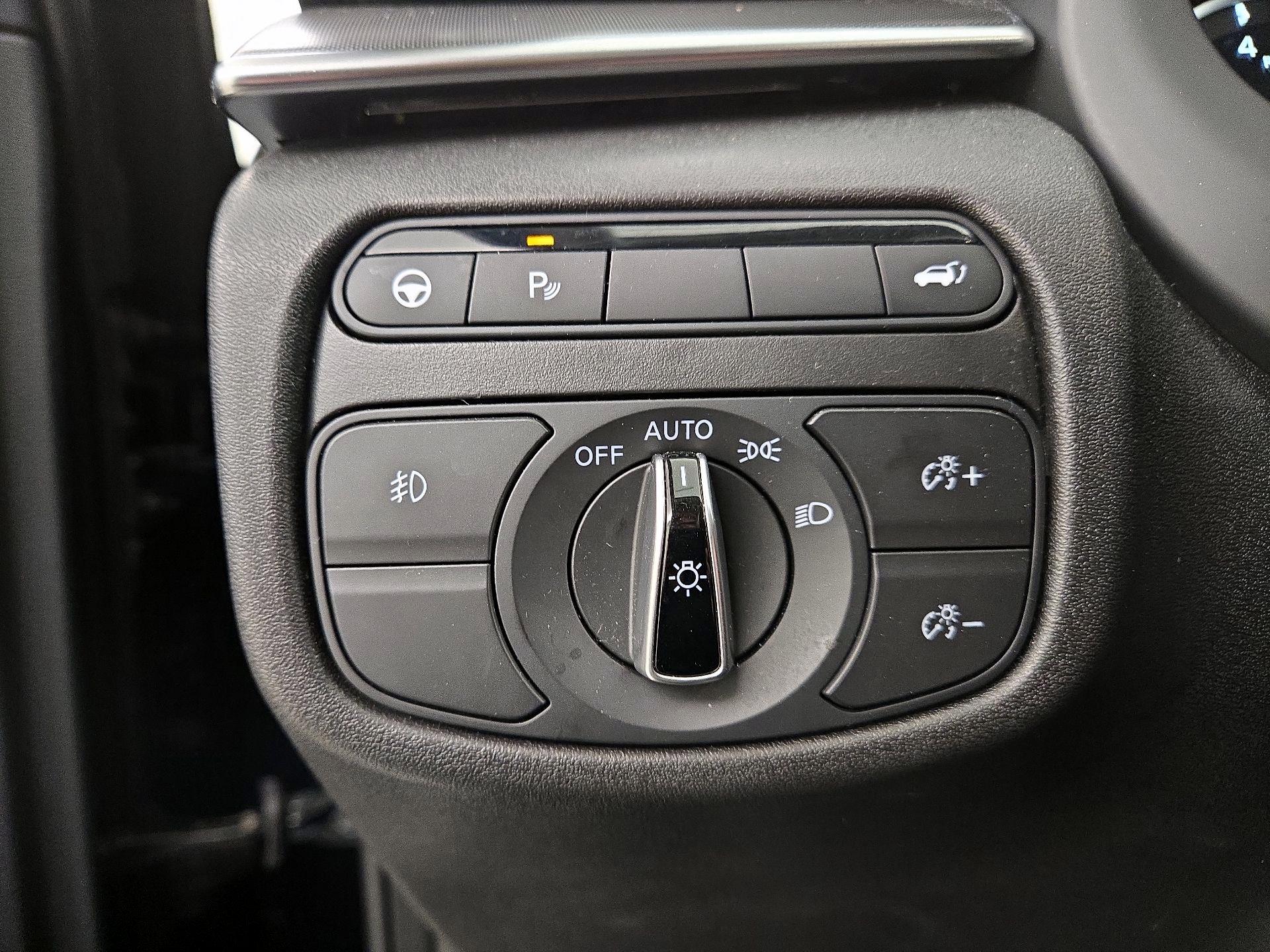 Thumbnail: 2022 INFINITI QX50 - 13