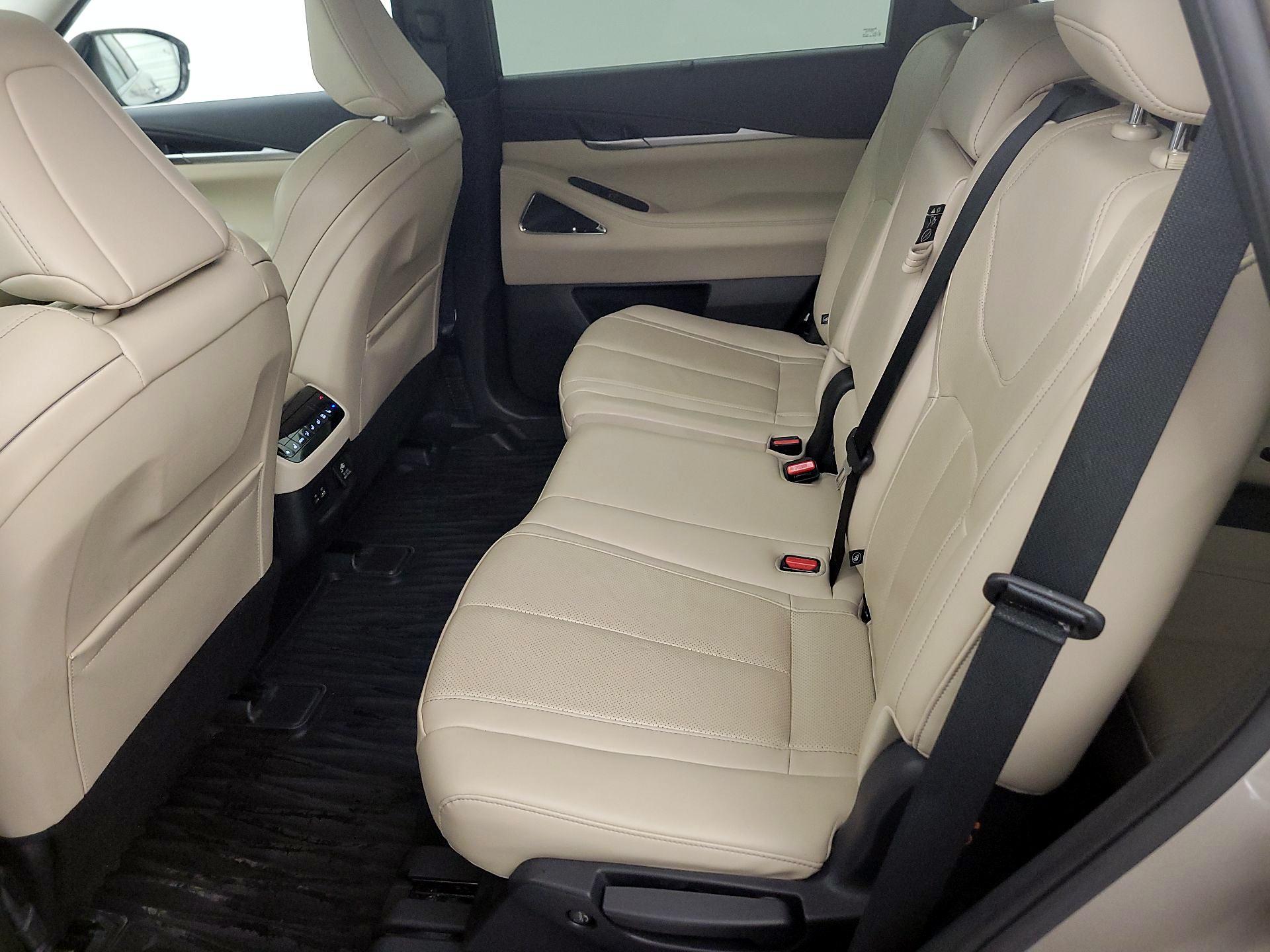 Thumbnail: 2022 INFINITI QX60 - 20