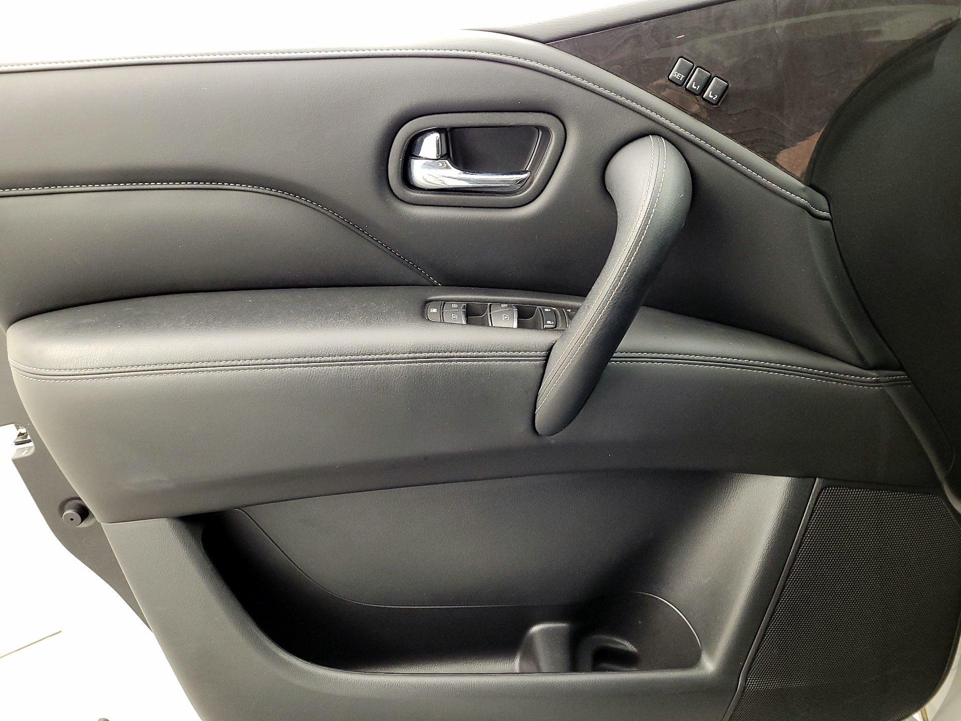 Thumbnail: 2024 INFINITI QX80 - 12