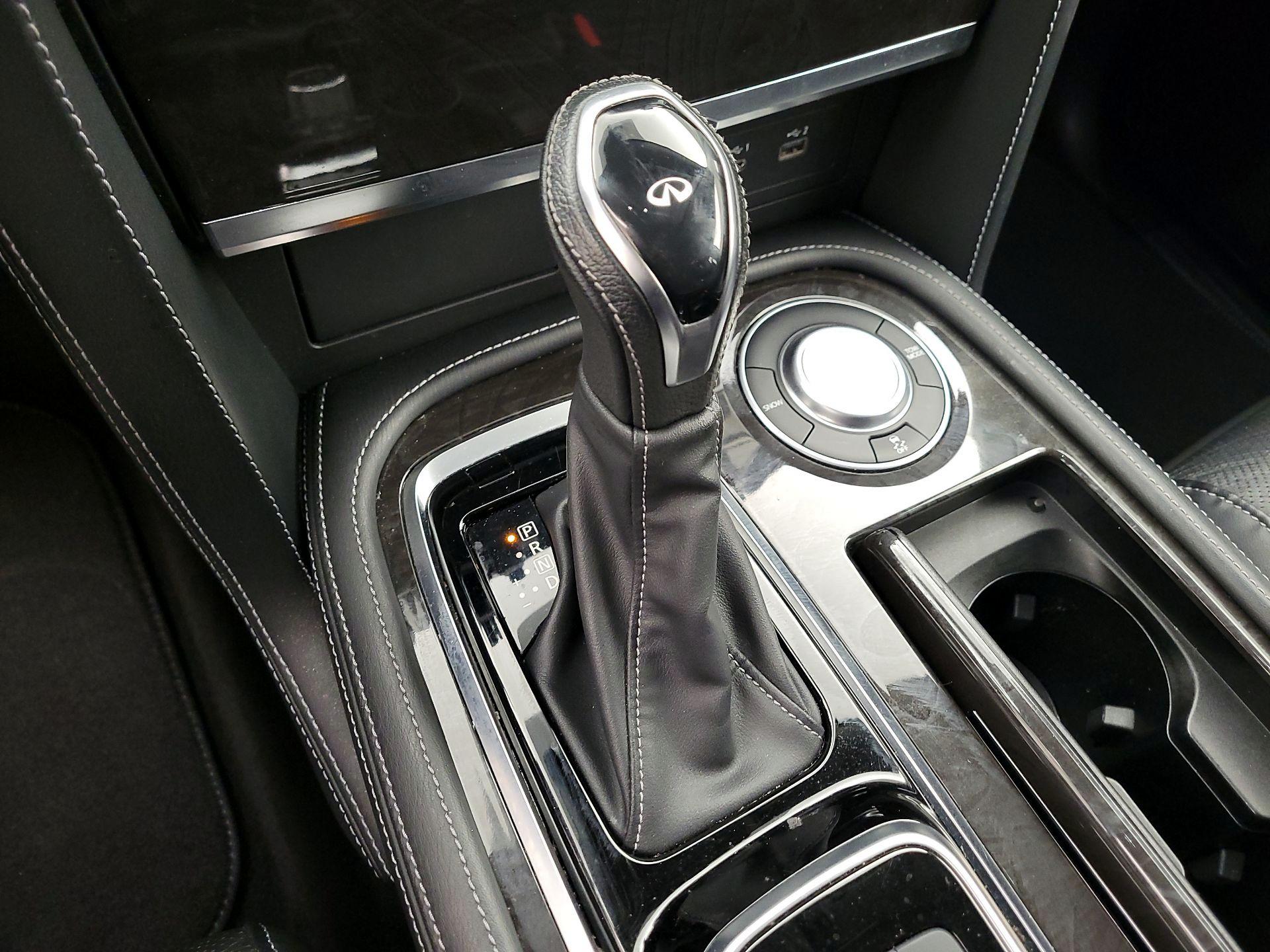 Thumbnail: 2024 INFINITI QX80 - 17