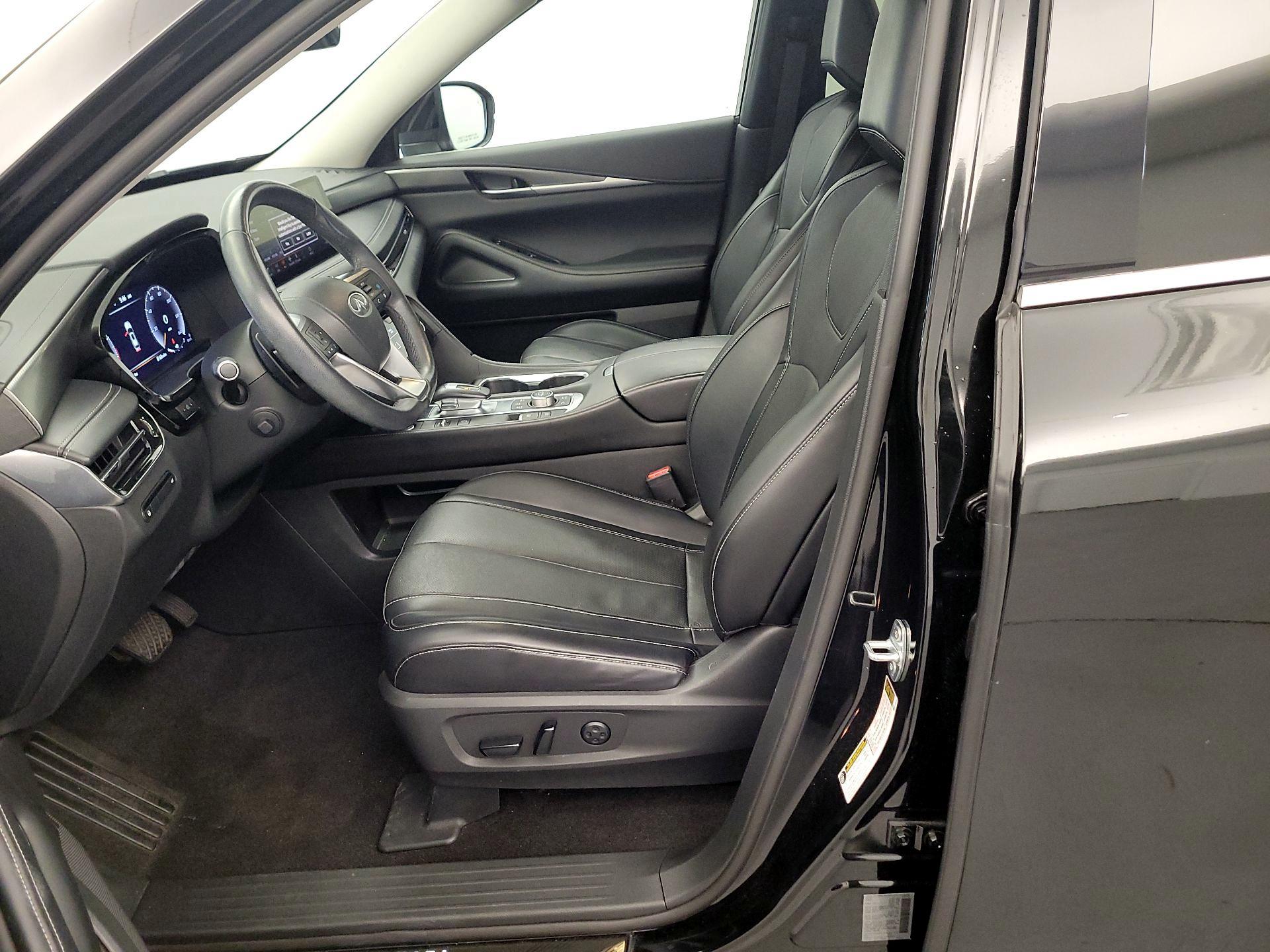 Thumbnail: 2023 INFINITI QX60 - 11