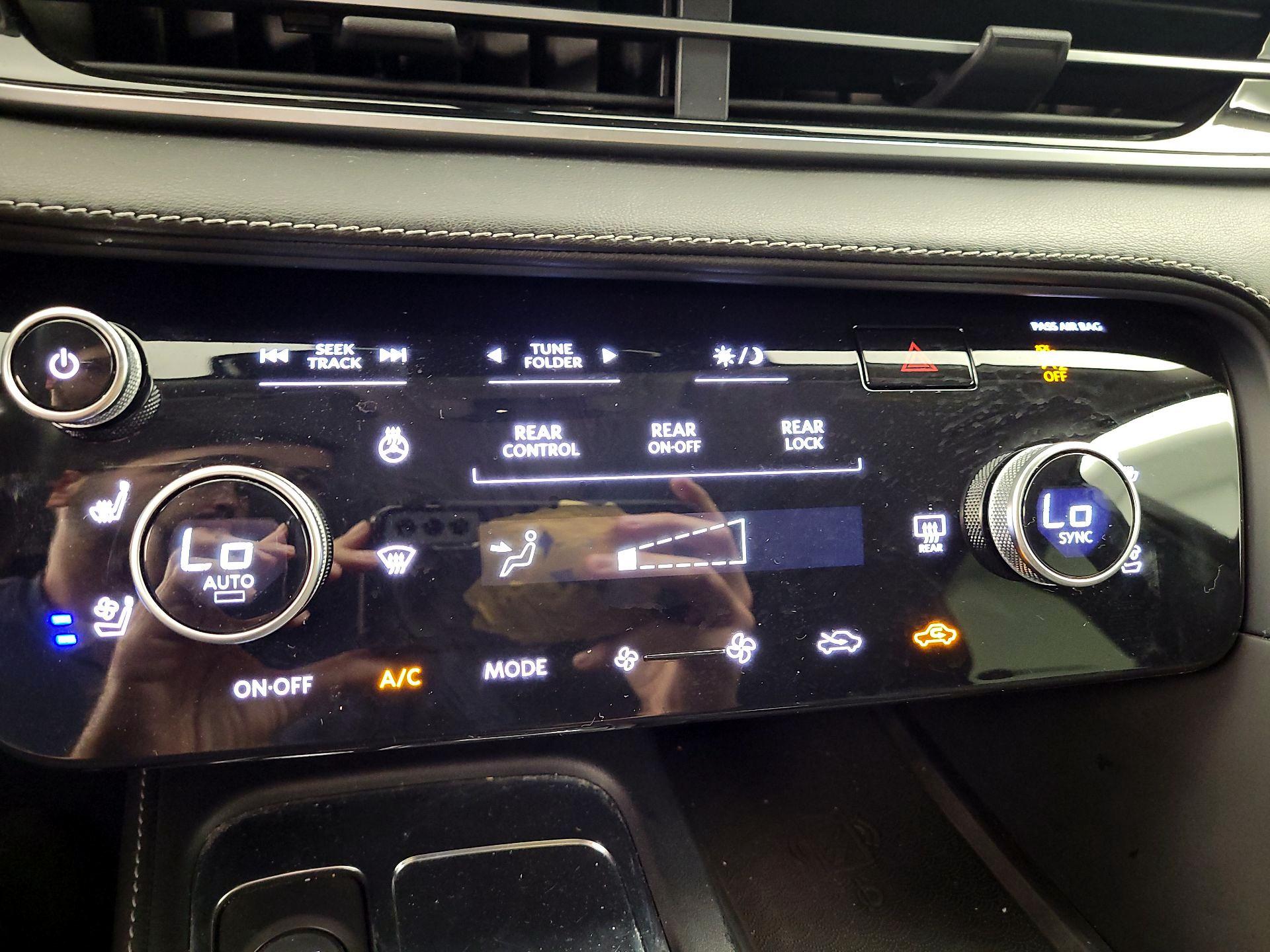 Thumbnail: 2023 INFINITI QX60 - 14