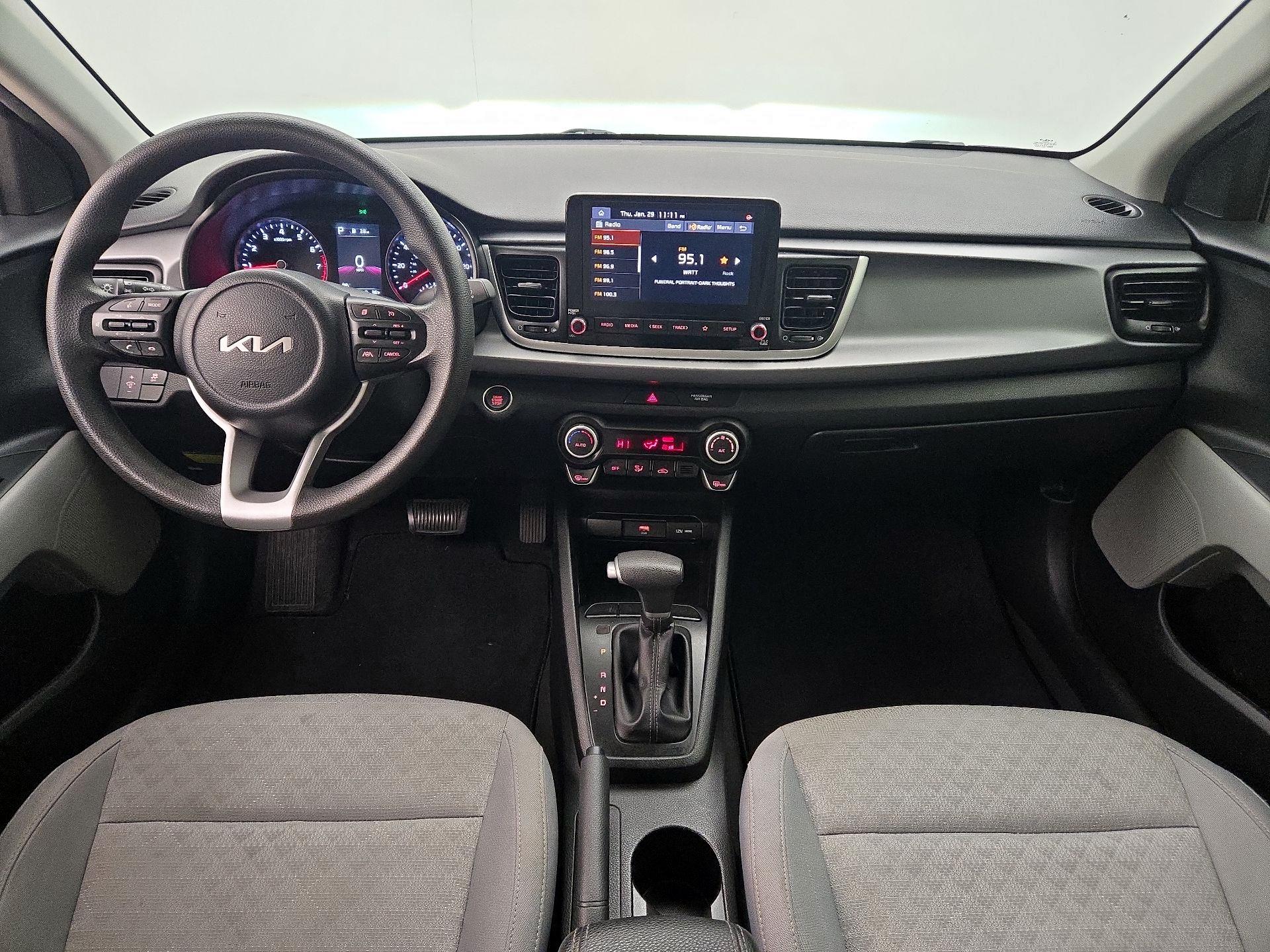 Thumbnail: 2023 Kia Rio - 9