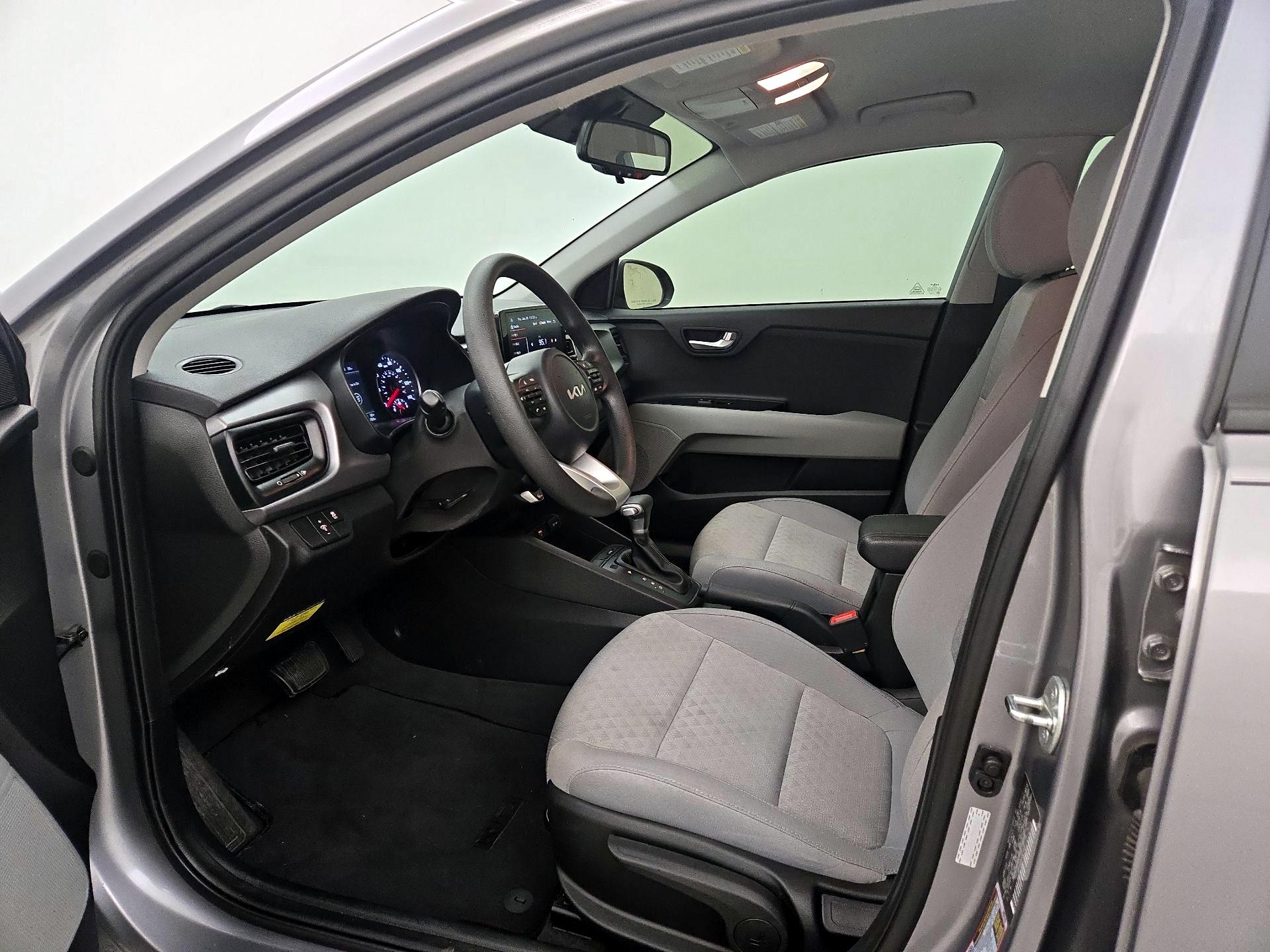 Thumbnail: 2023 Kia Rio - 11