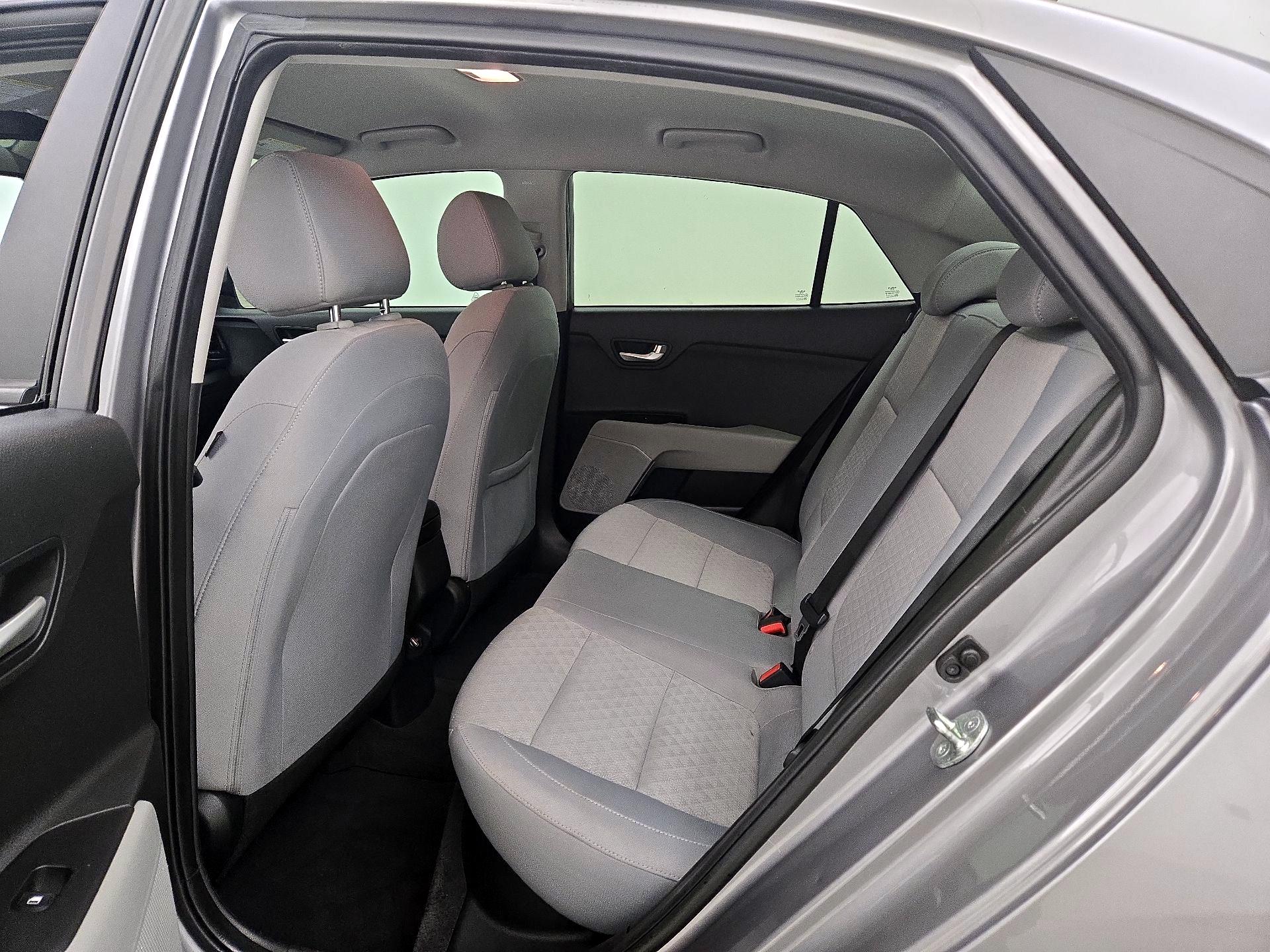 Thumbnail: 2023 Kia Rio - 19