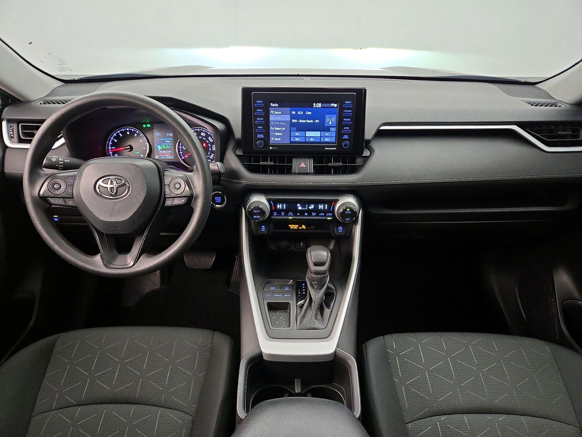 Thumbnail: 2022 Toyota RAV4 - 9