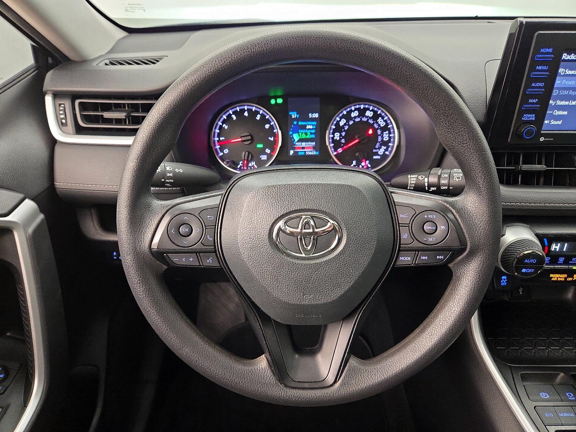 Thumbnail: 2022 Toyota RAV4 - 10