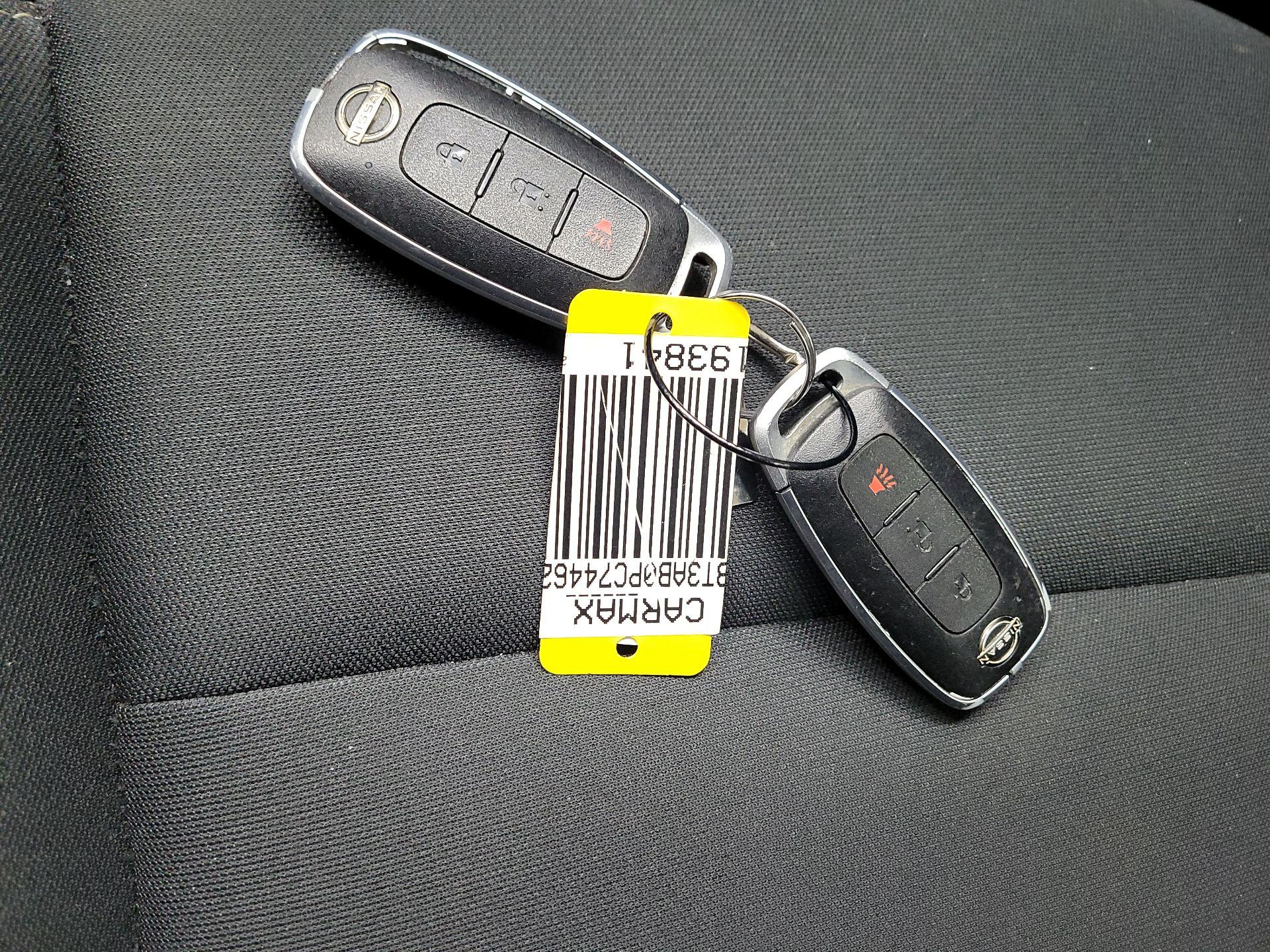 Thumbnail: 2023 Nissan Rogue - 20