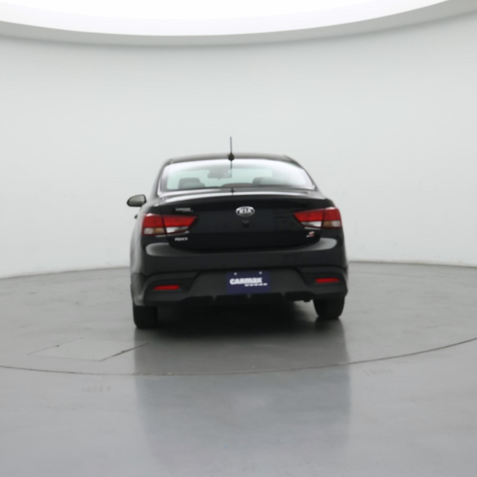 Thumbnail: 2020 Kia Rio - 6