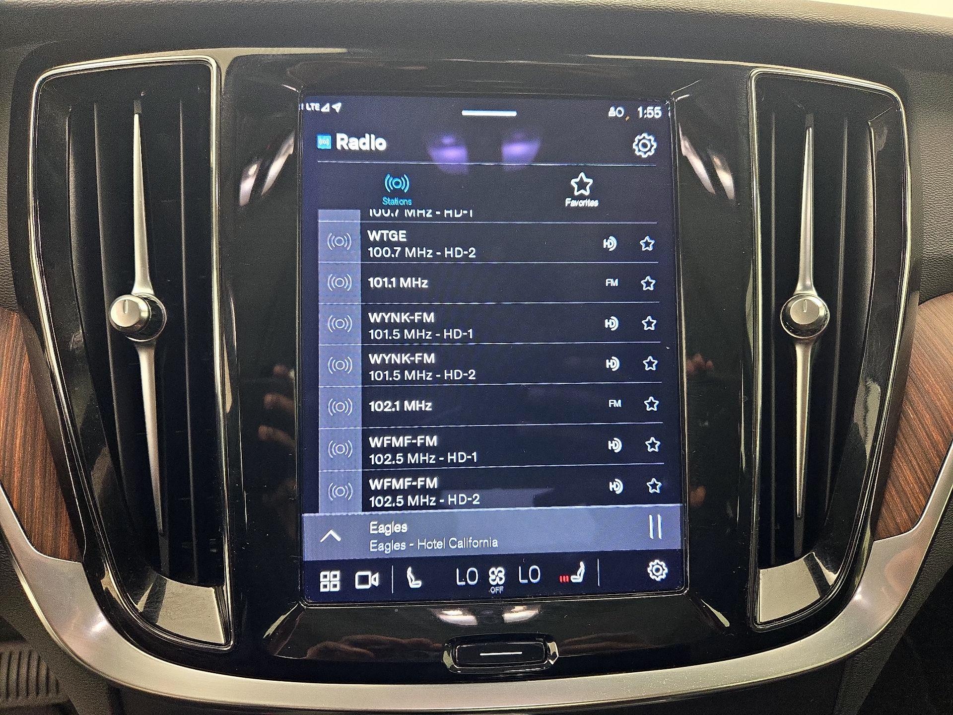 Thumbnail: 2023 Volvo S60 - 16