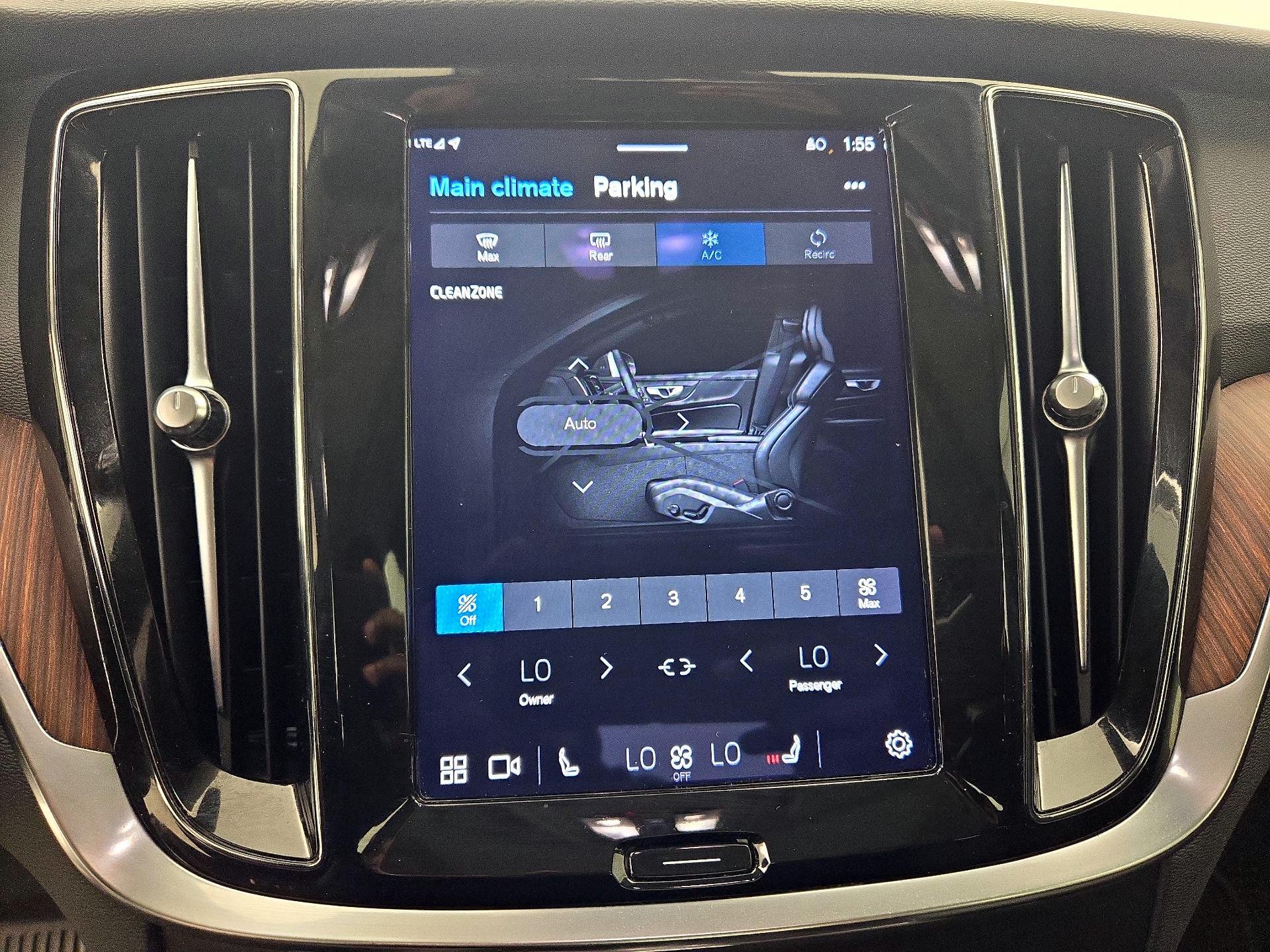 Thumbnail: 2023 Volvo S60 - 17