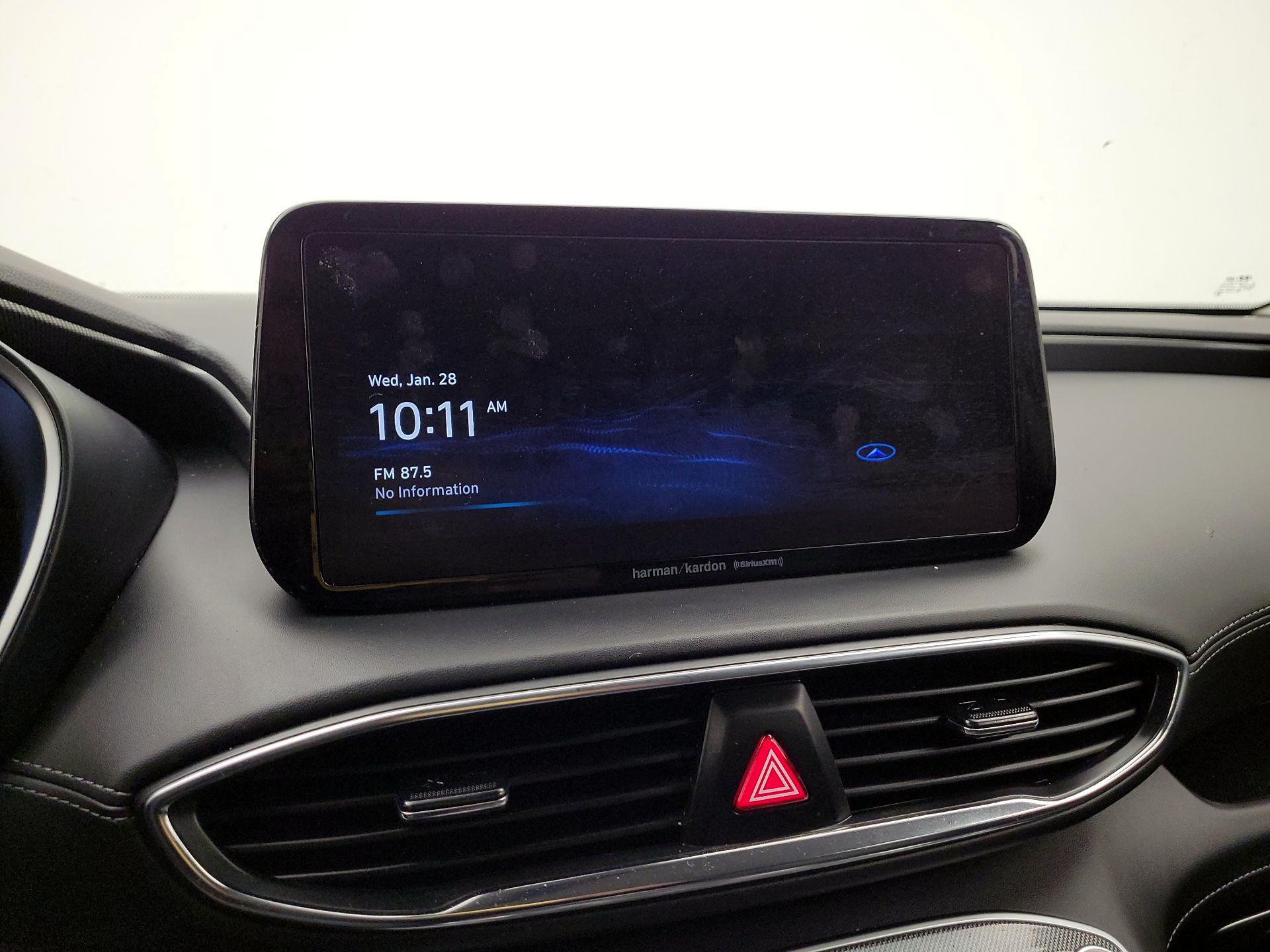 Thumbnail: 2022 Hyundai Santa Fe - 16