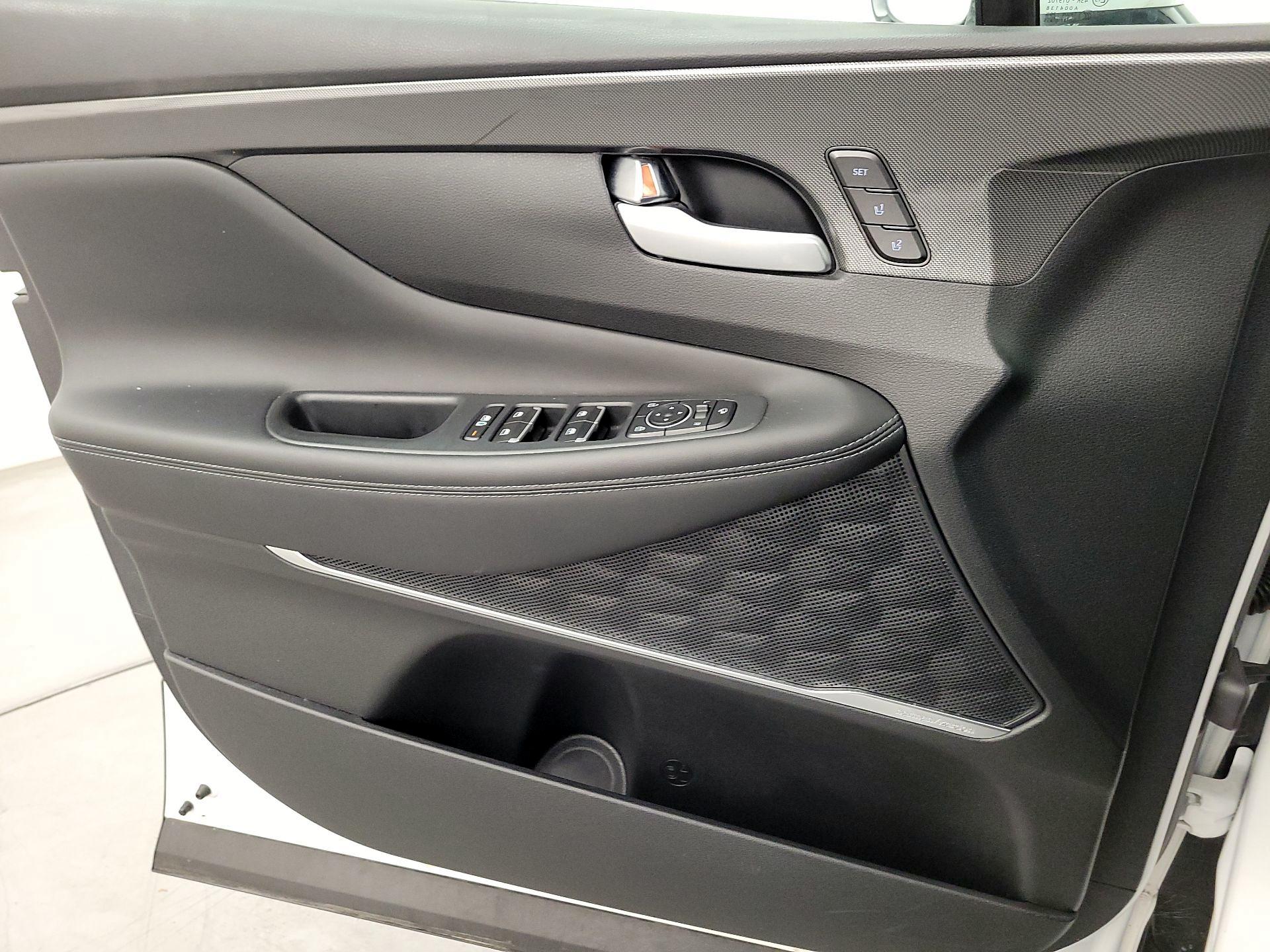 Thumbnail: 2023 Hyundai Santa Fe - 12