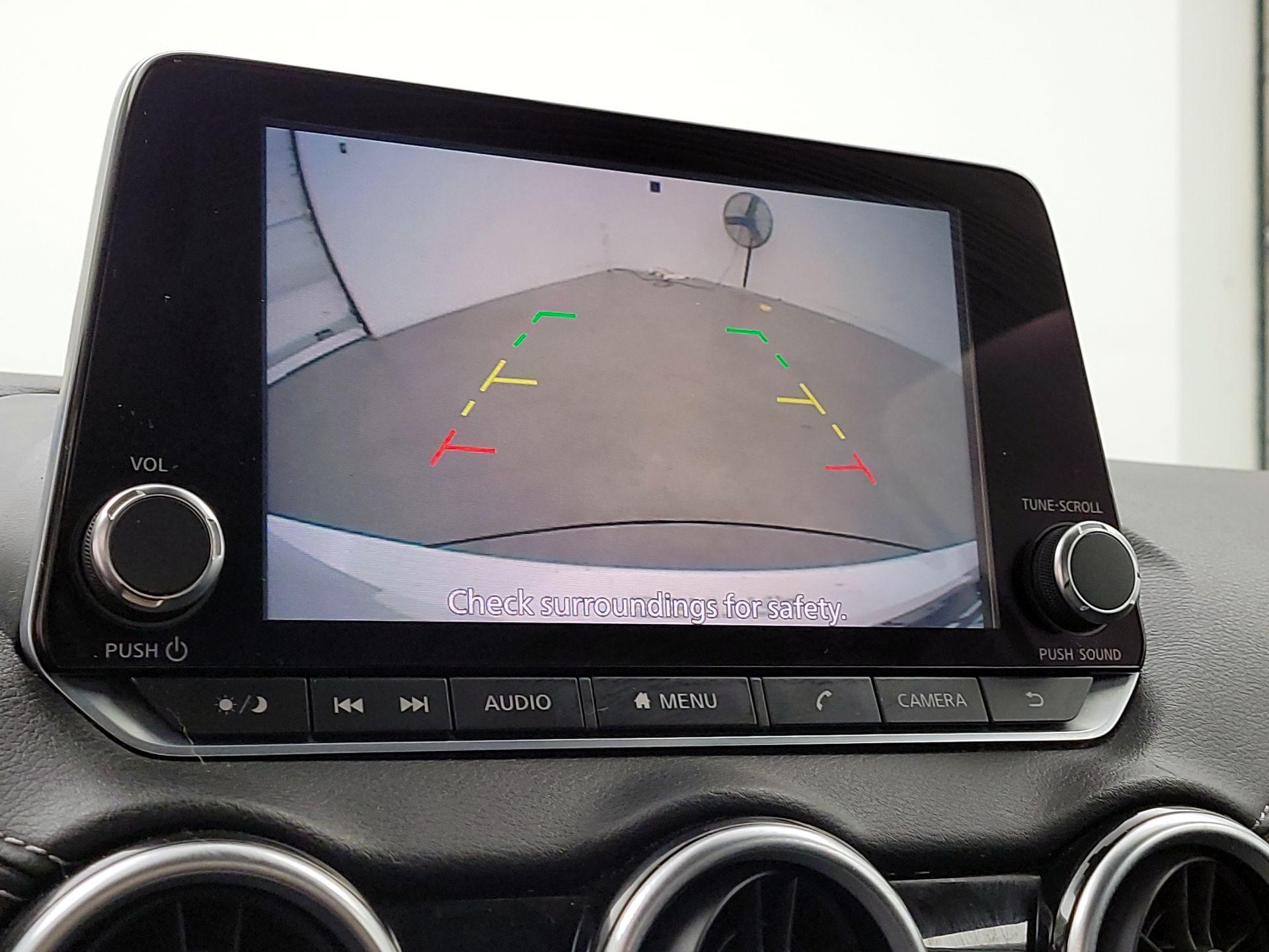 Thumbnail: 2020 Nissan Sentra - 14