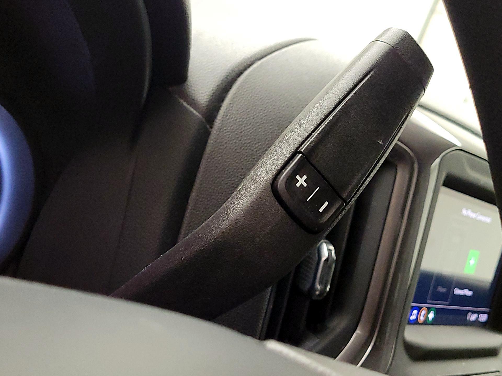 Thumbnail: 2022 Chevrolet Silverado 1500 - 17