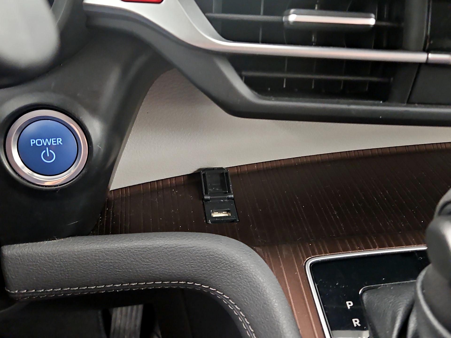 Thumbnail: 2024 Toyota Sienna - 18