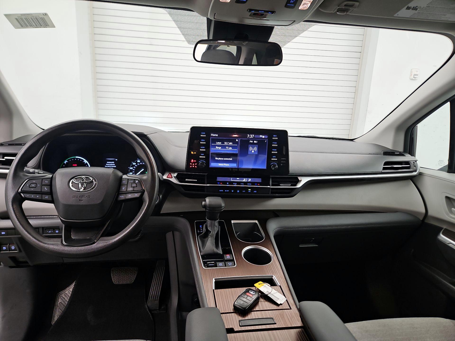 Thumbnail: 2024 Toyota Sienna - 9