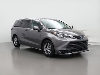 2024 Toyota Sienna Hybrid LE
