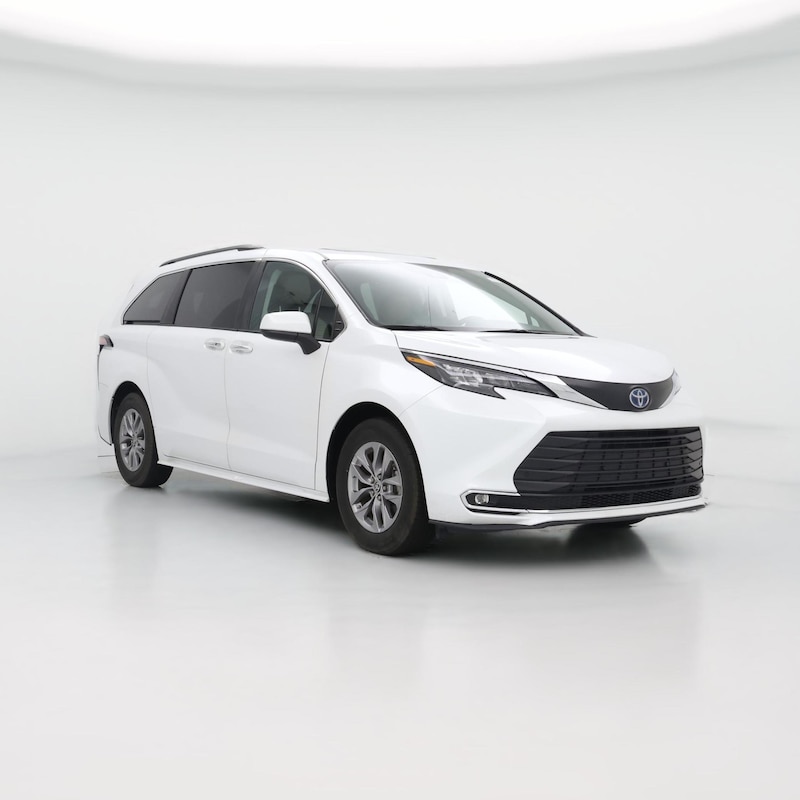 2024 Toyota Sienna Hybrid XLE