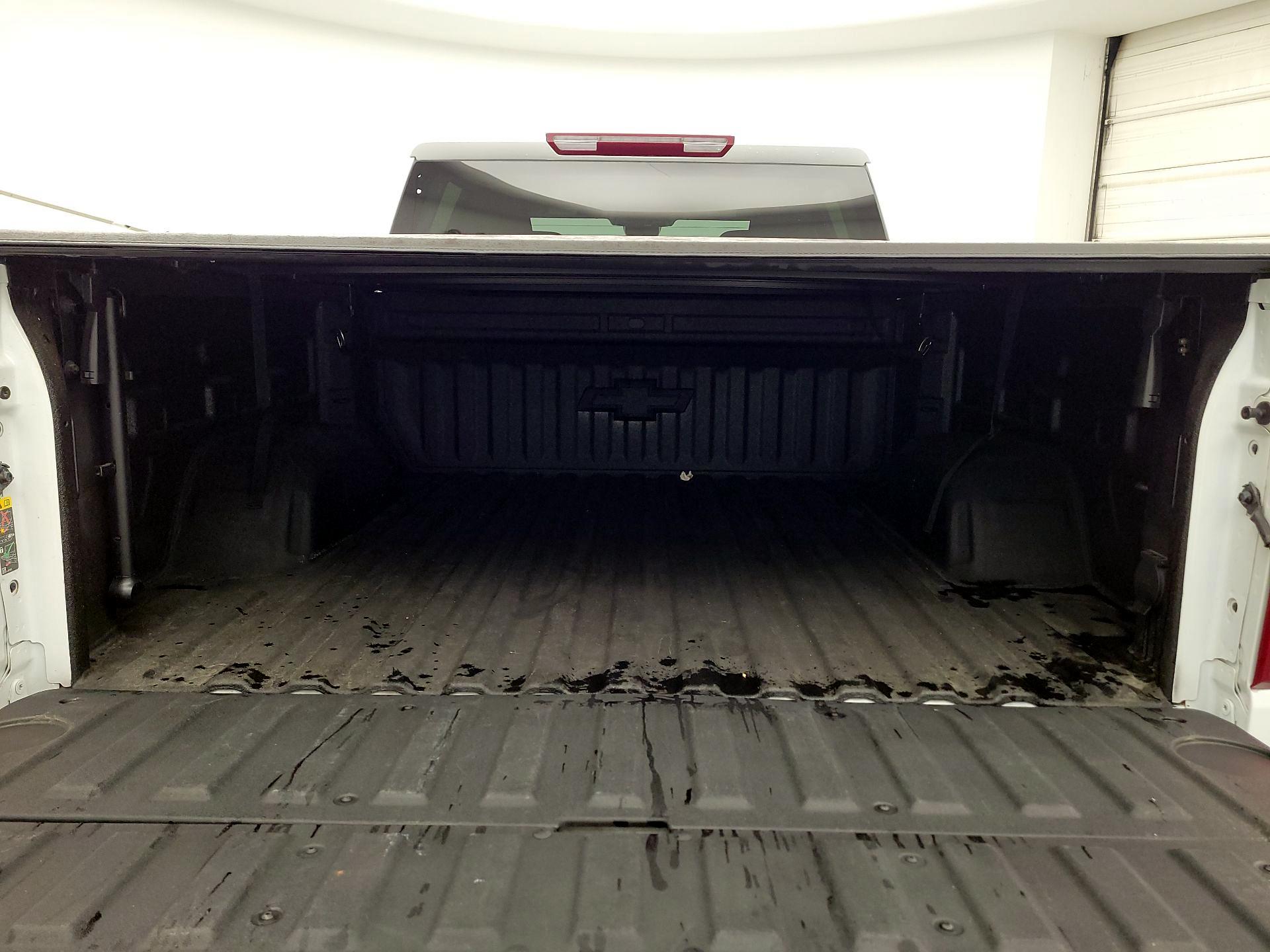 Thumbnail: 2023 Chevrolet Silverado 1500 - 16