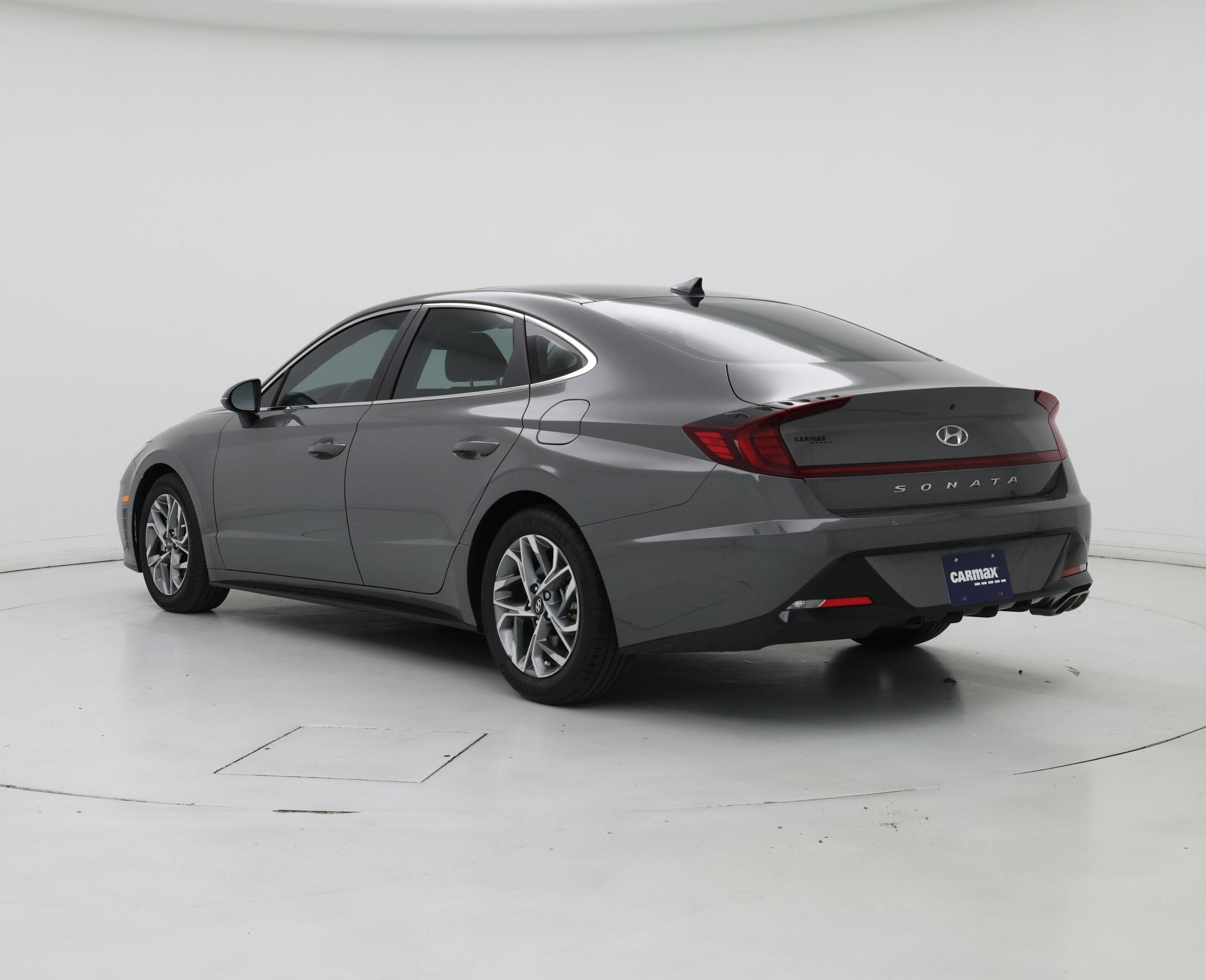 Thumbnail: 2023 Hyundai Sonata - 2