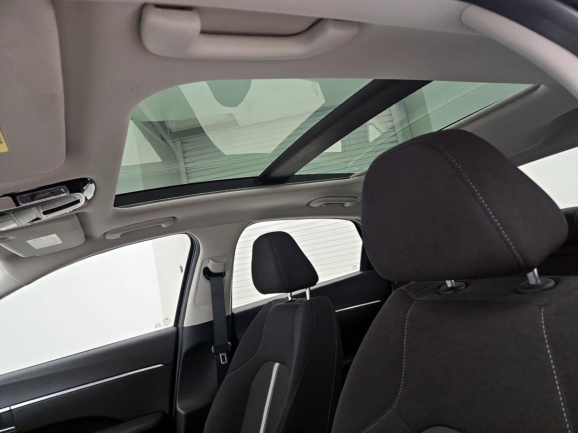 Thumbnail: 2023 Hyundai Sonata - 20