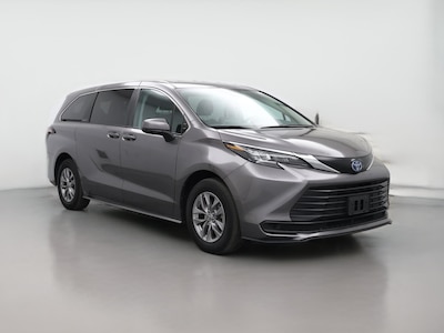 2024 Toyota Sienna Hybrid LE