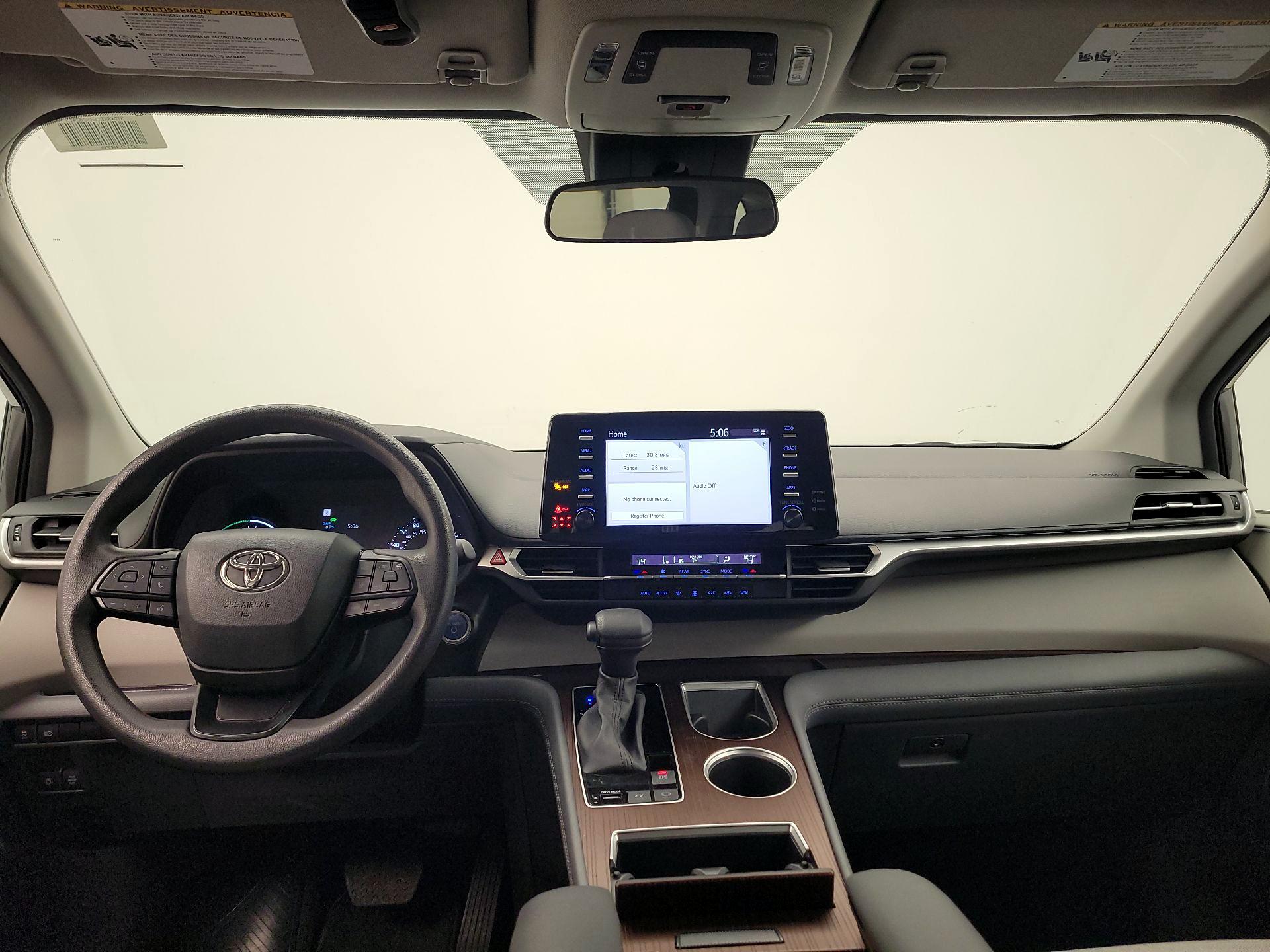 Thumbnail: 2024 Toyota Sienna - 9