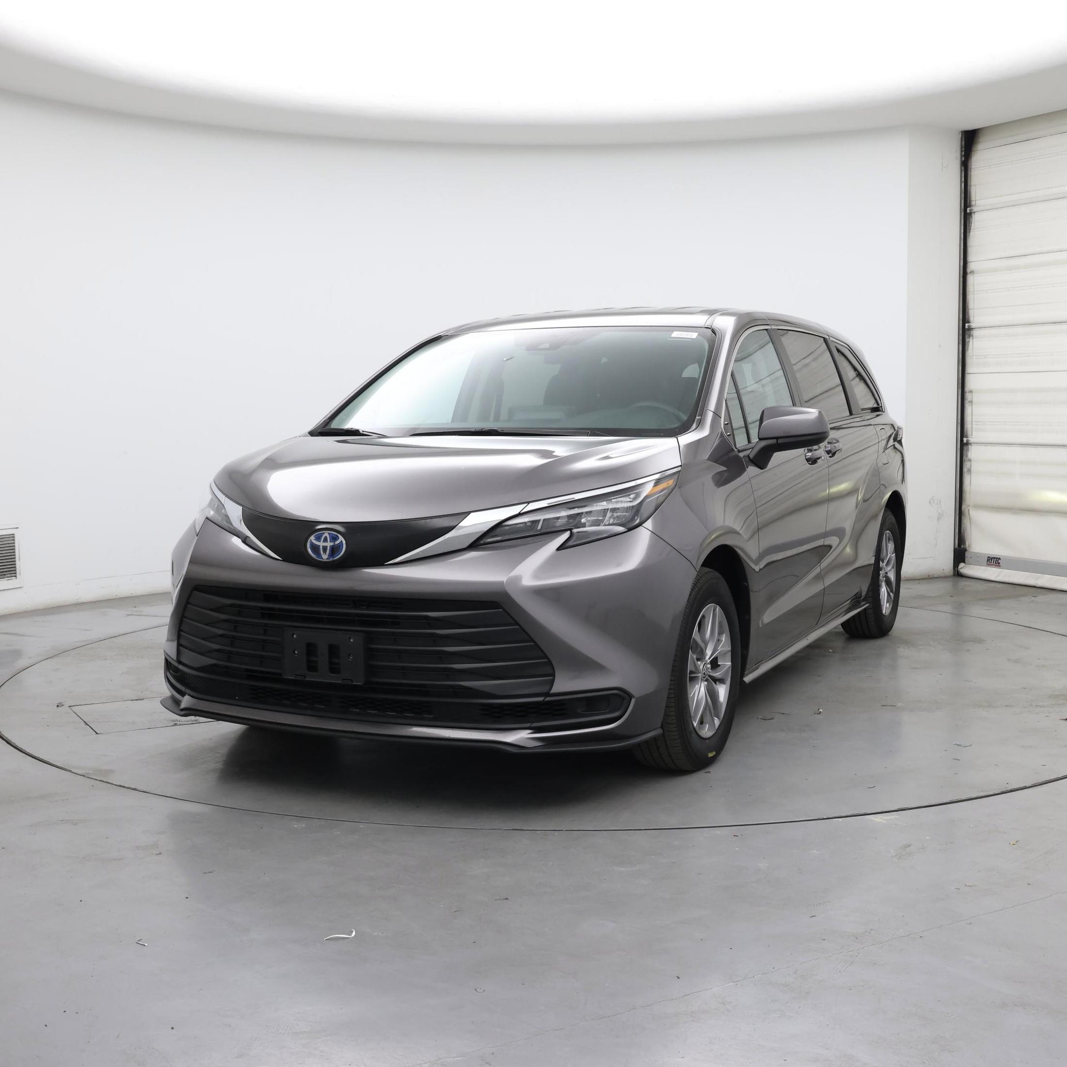 Thumbnail: 2024 Toyota Sienna - 4