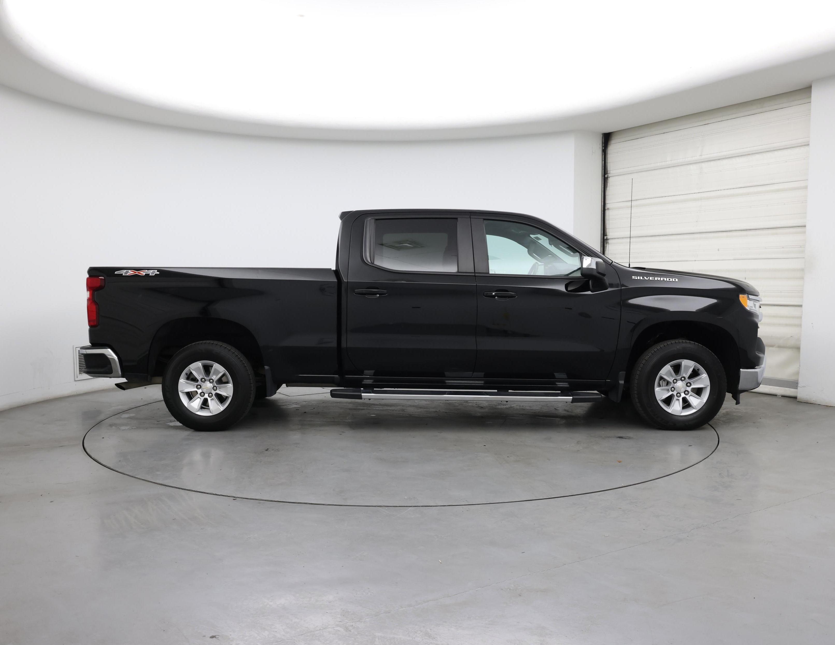 Thumbnail: 2023 Chevrolet Silverado 1500 - 7