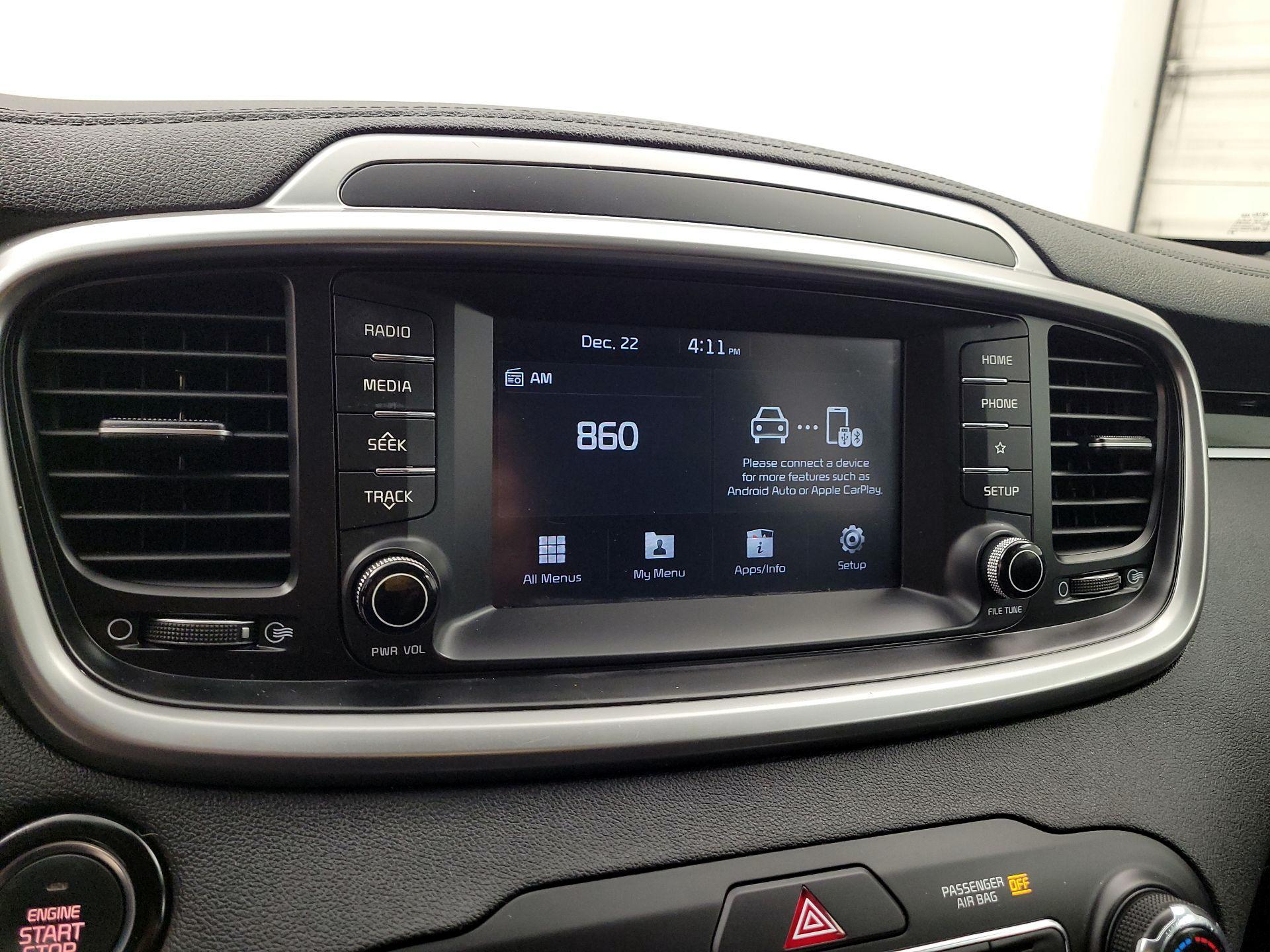 Thumbnail: 2020 Kia Sorento - 13