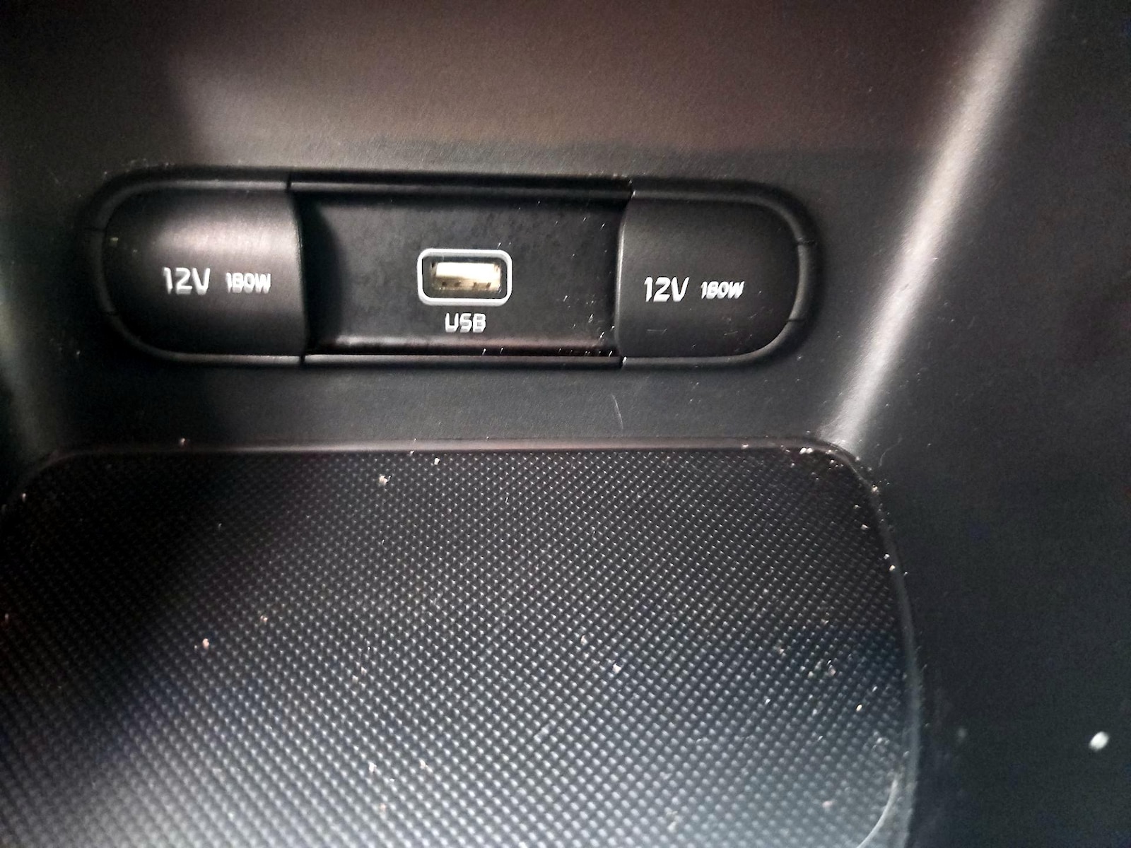 2021 Kia Sportage S - Photo 19