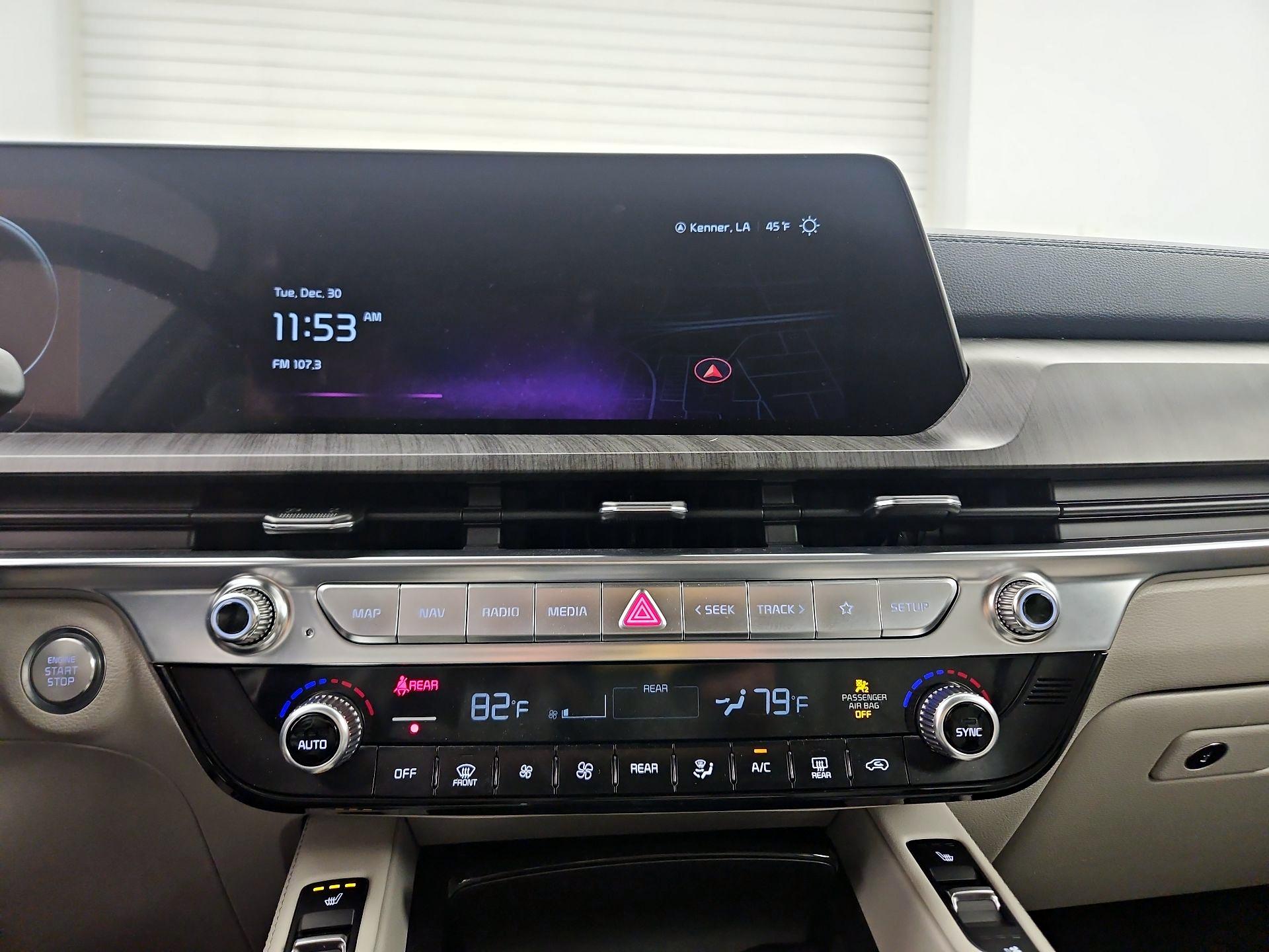 Thumbnail: 2023 Kia Telluride - 17