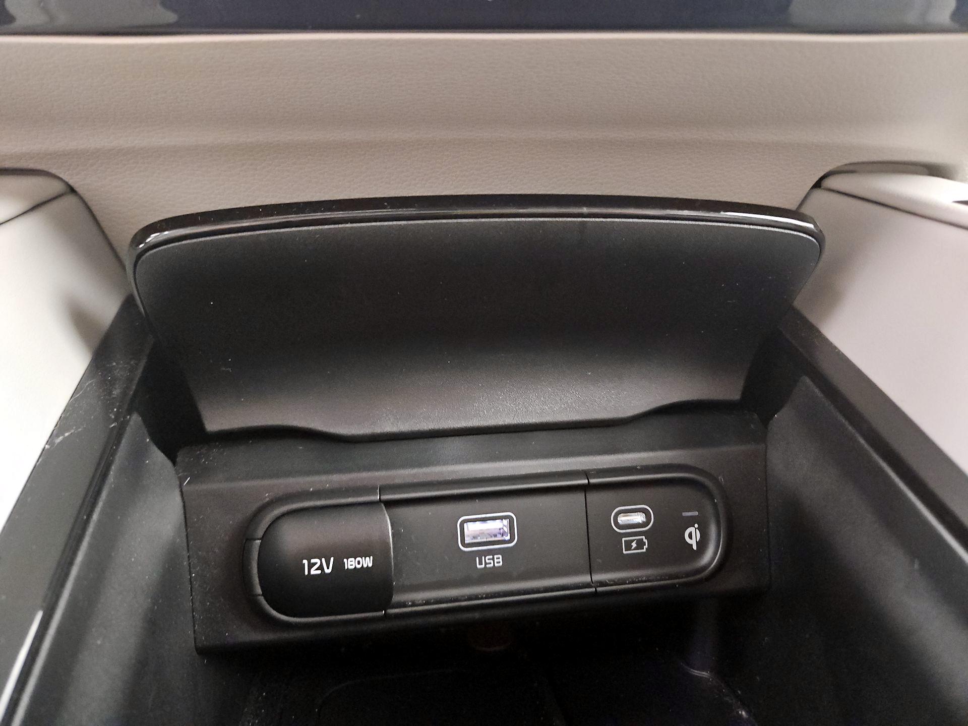 Thumbnail: 2023 Kia Telluride - 19