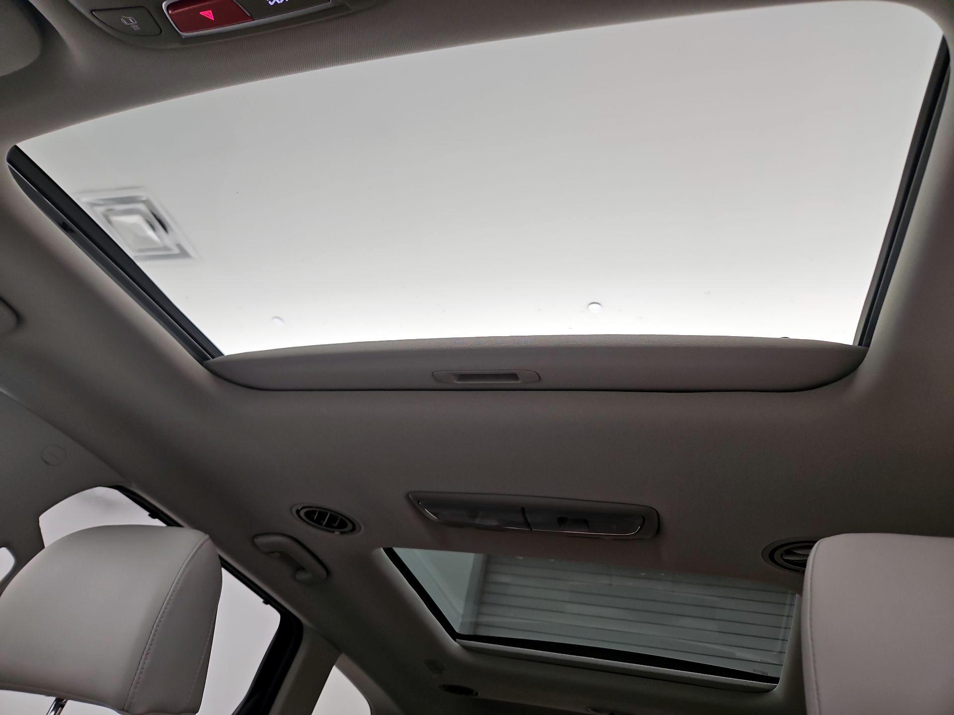 Thumbnail: 2023 Kia Telluride - 20