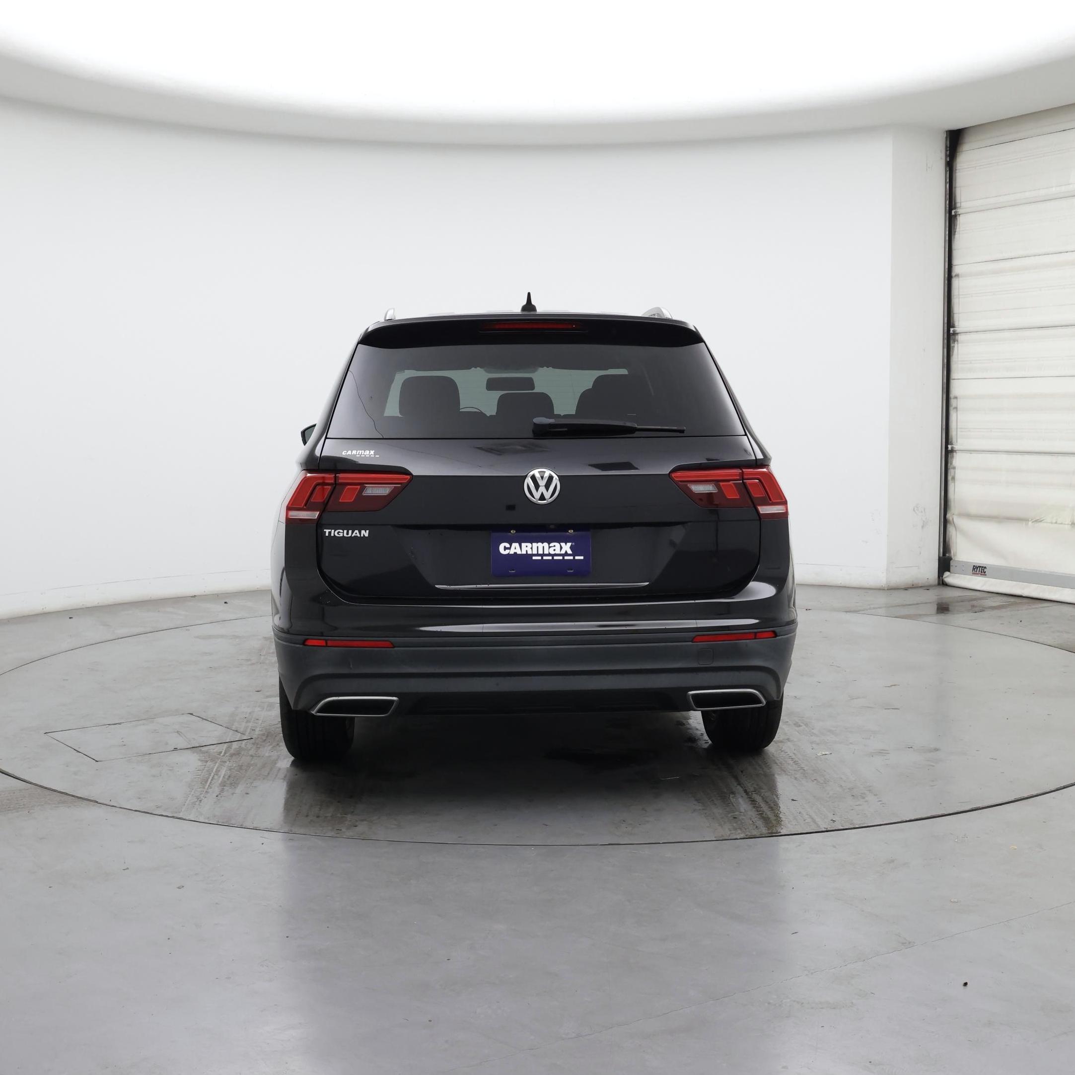 Thumbnail: 2020 Volkswagen Tiguan - 6