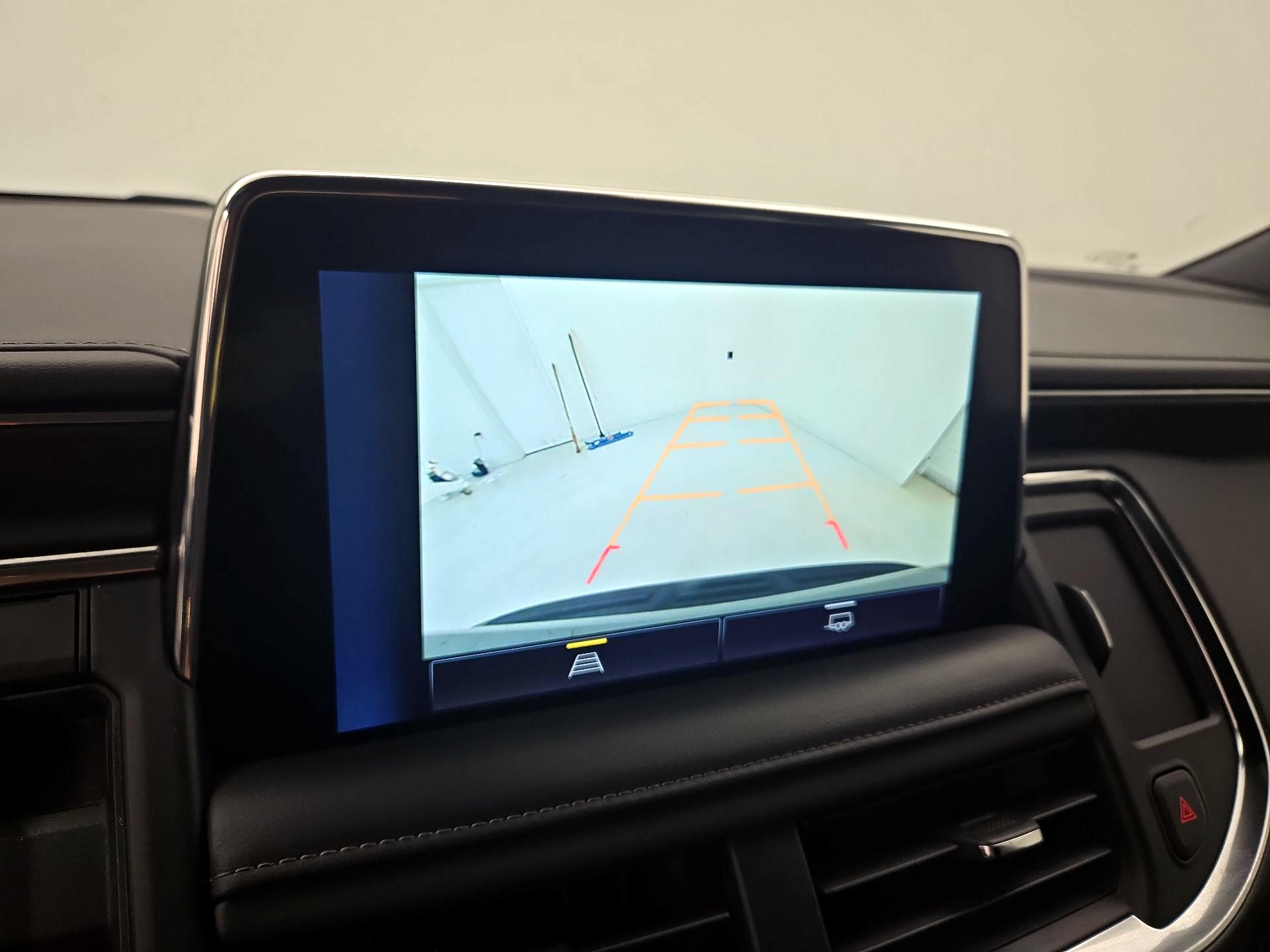 Thumbnail: 2024 Chevrolet Tahoe - 15