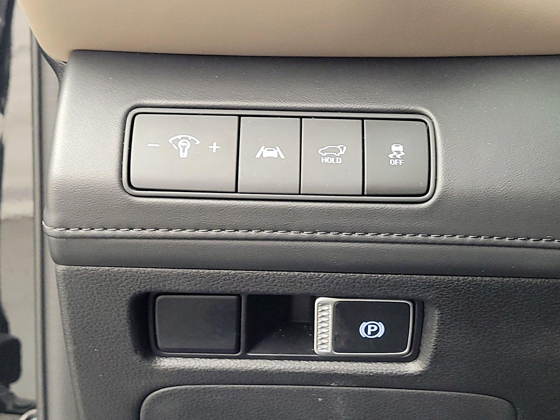 Thumbnail: 2023 Hyundai Santa Fe - 13