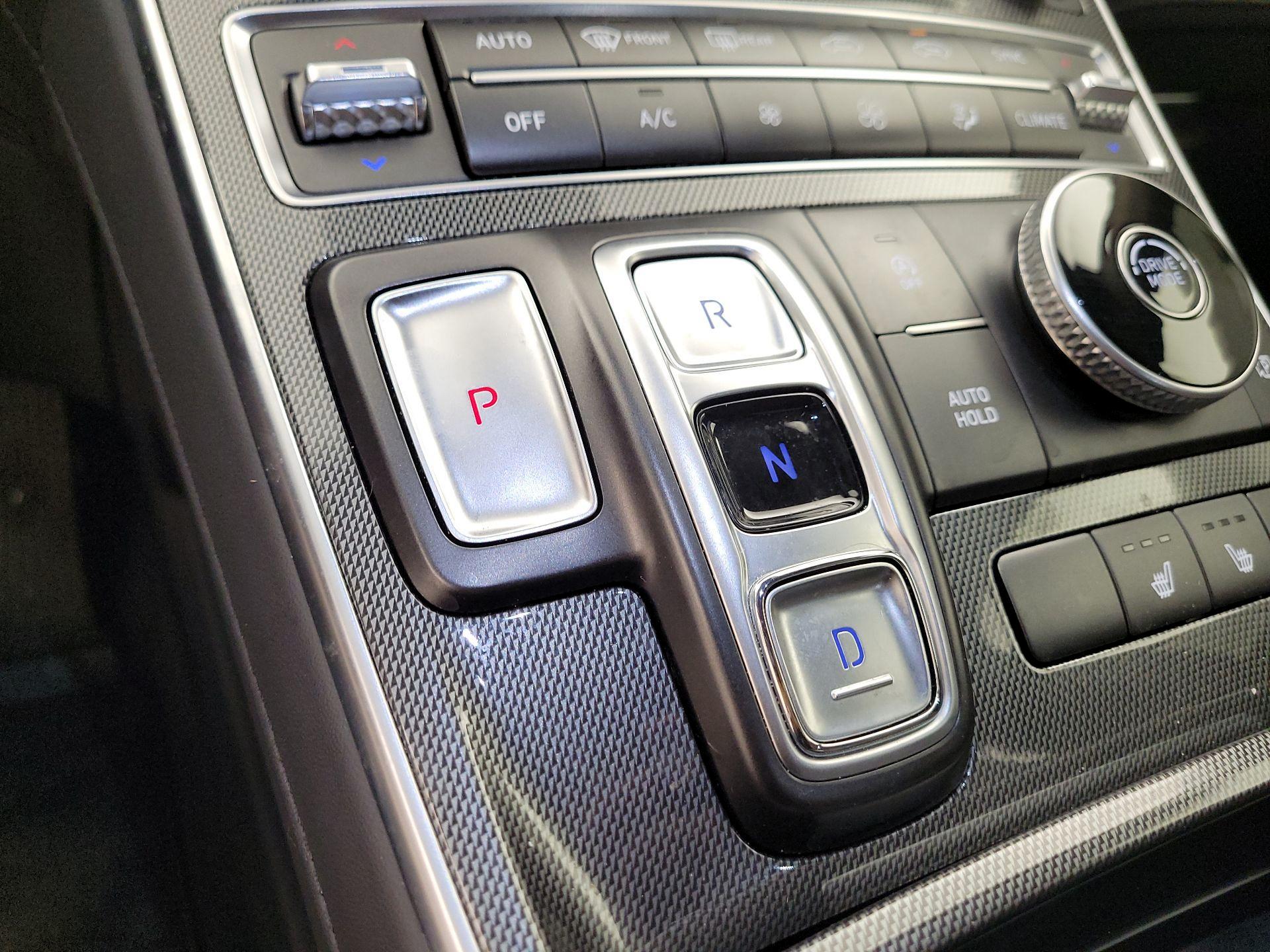 Thumbnail: 2023 Hyundai Santa Fe - 17