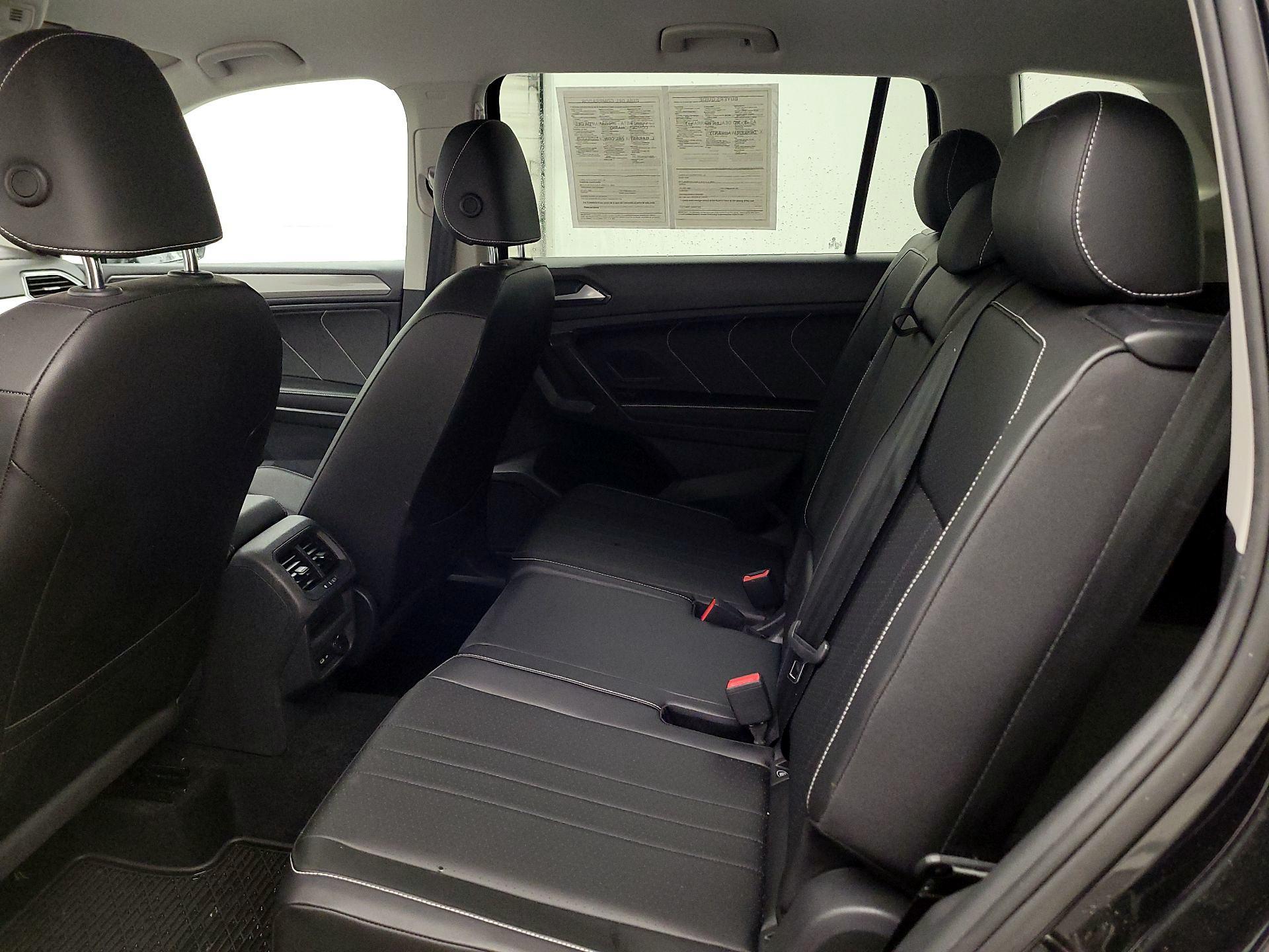 Thumbnail: 2022 Volkswagen Tiguan - 19