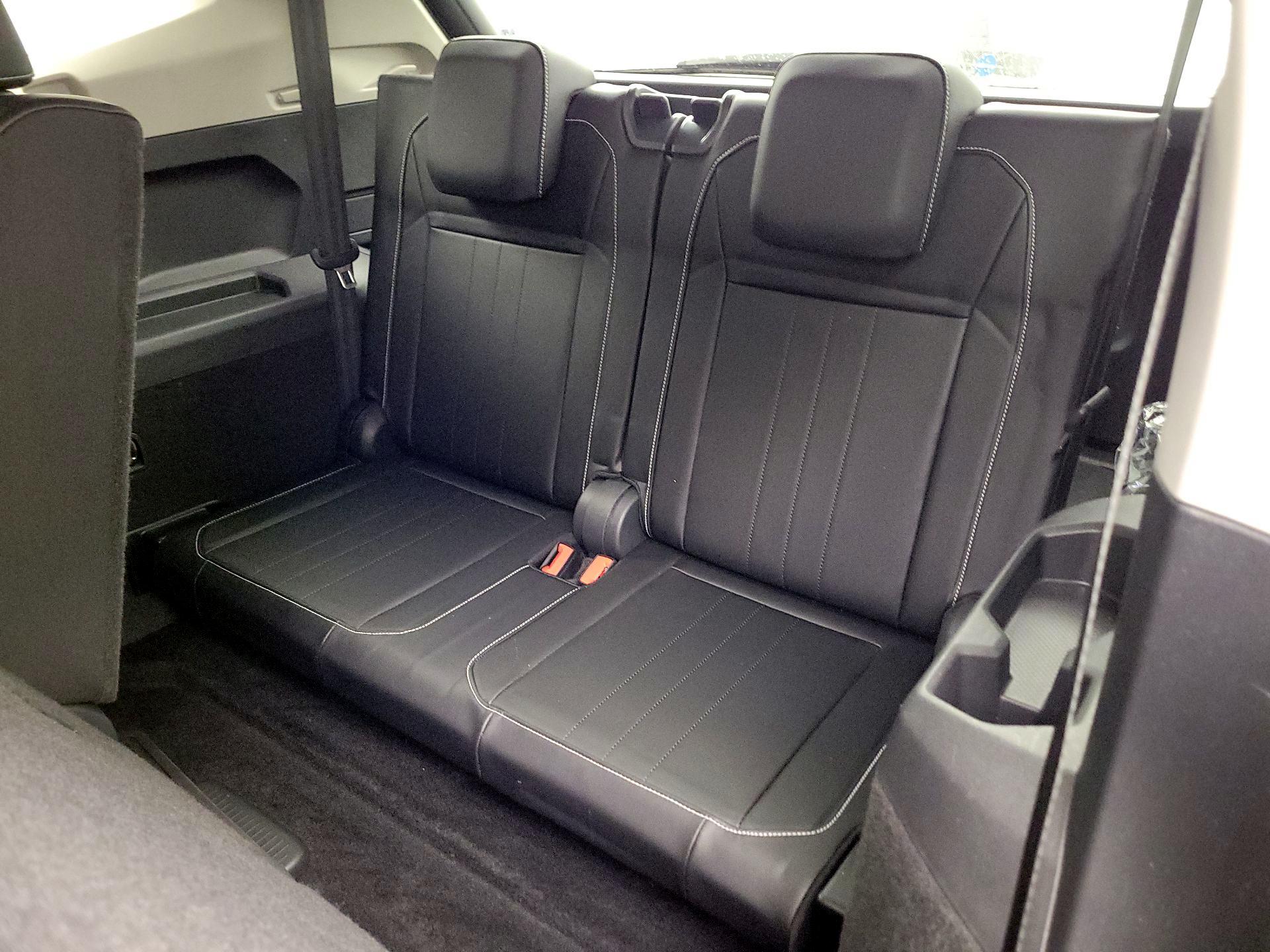 Thumbnail: 2022 Volkswagen Tiguan - 20