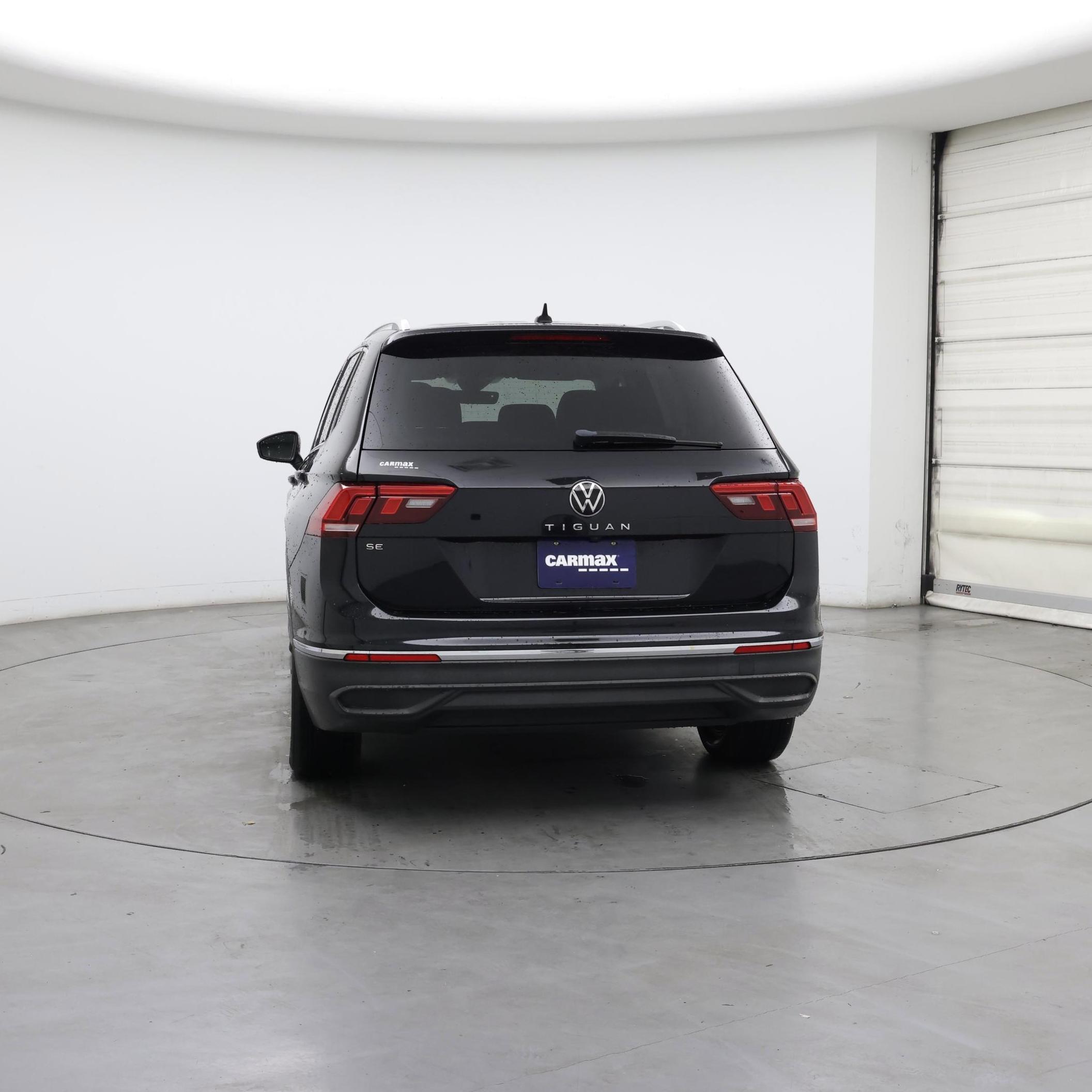 Thumbnail: 2022 Volkswagen Tiguan - 6