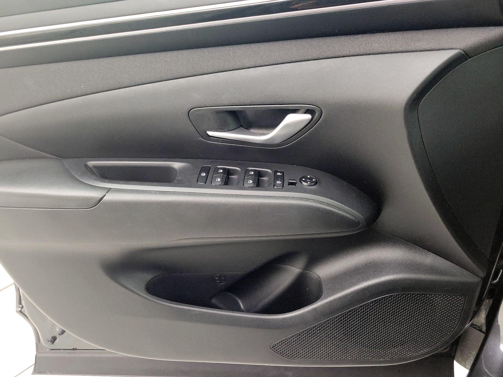 Thumbnail: 2023 Hyundai Tucson - 12