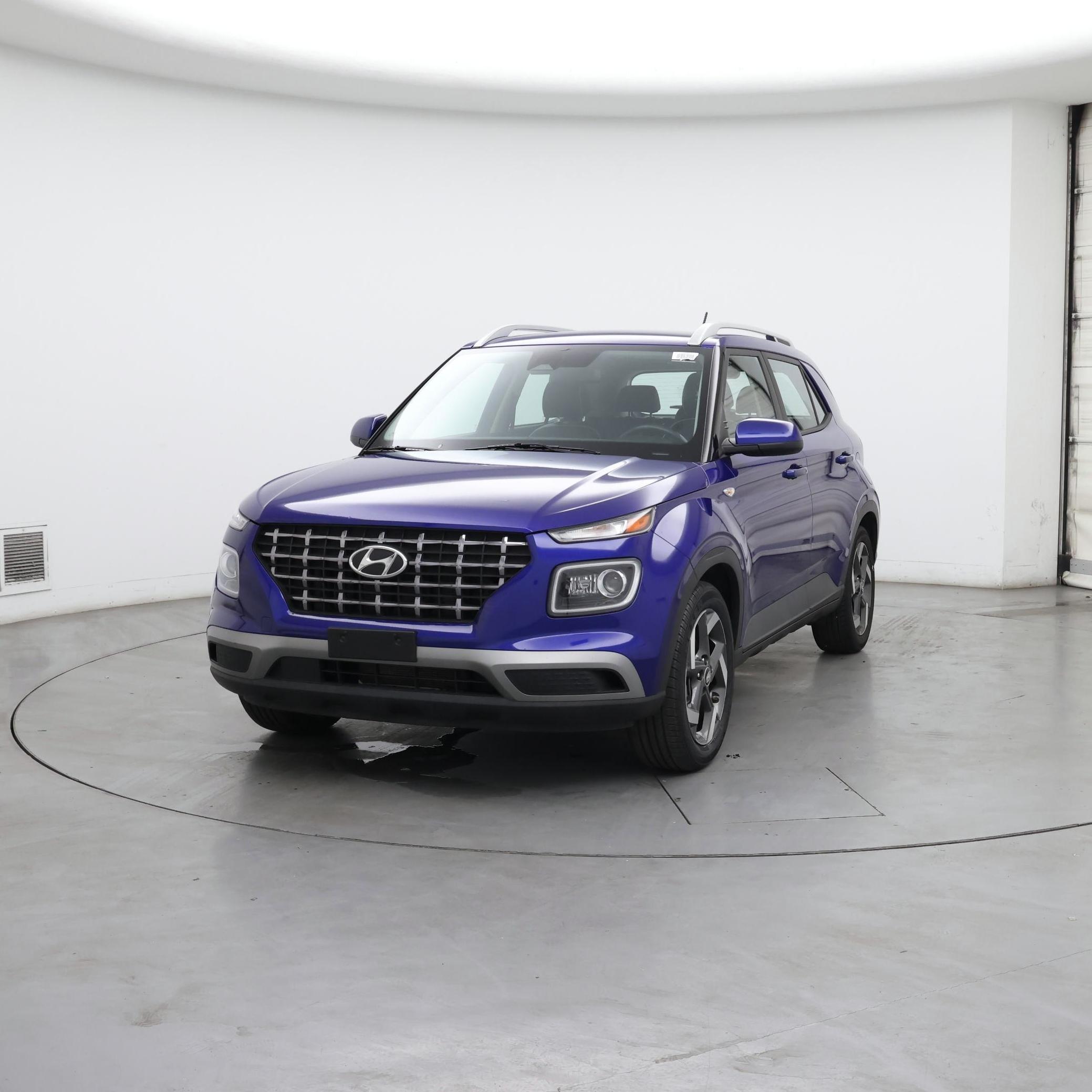 Thumbnail: 2023 Hyundai Venue - 4