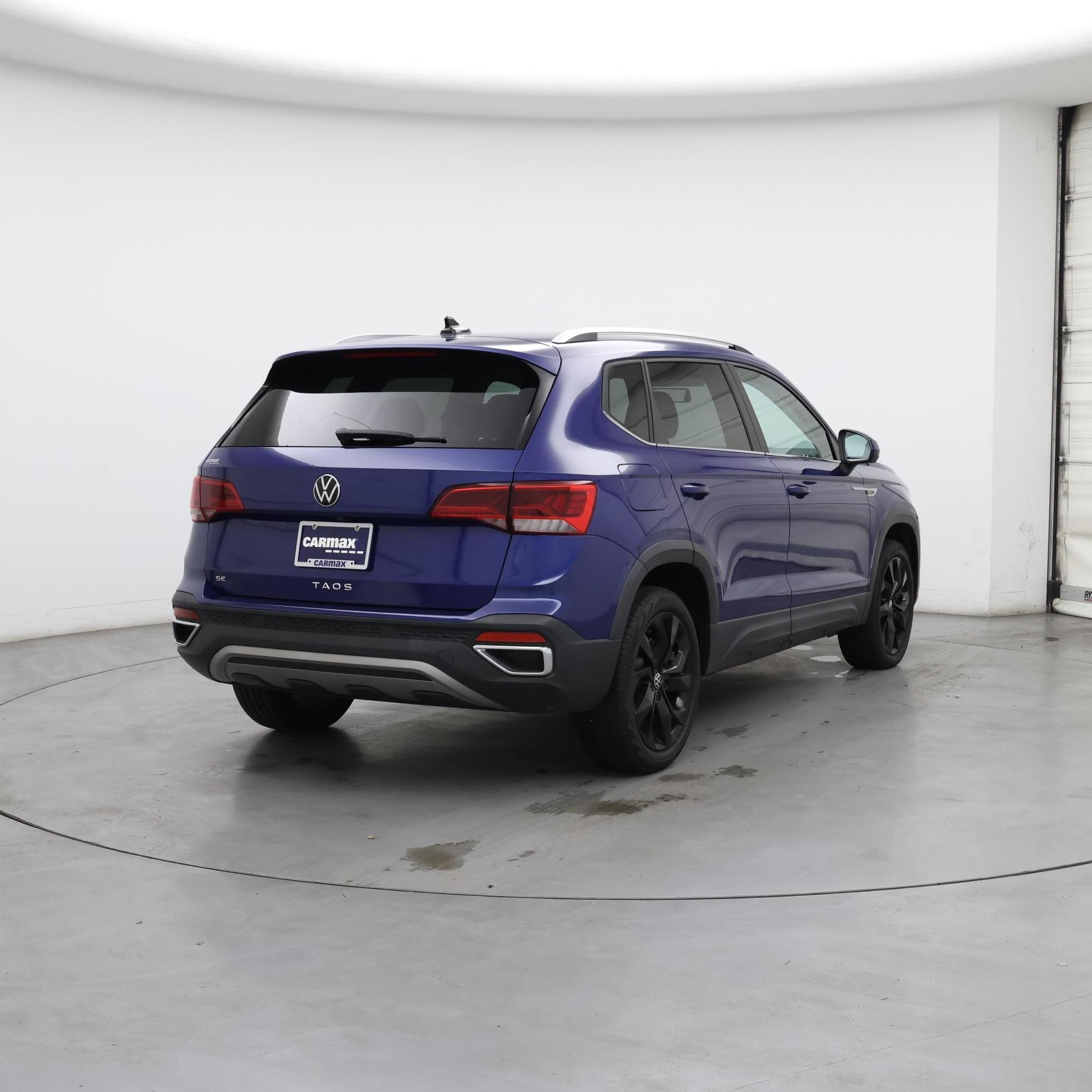 Thumbnail: 2022 Volkswagen Taos - 8