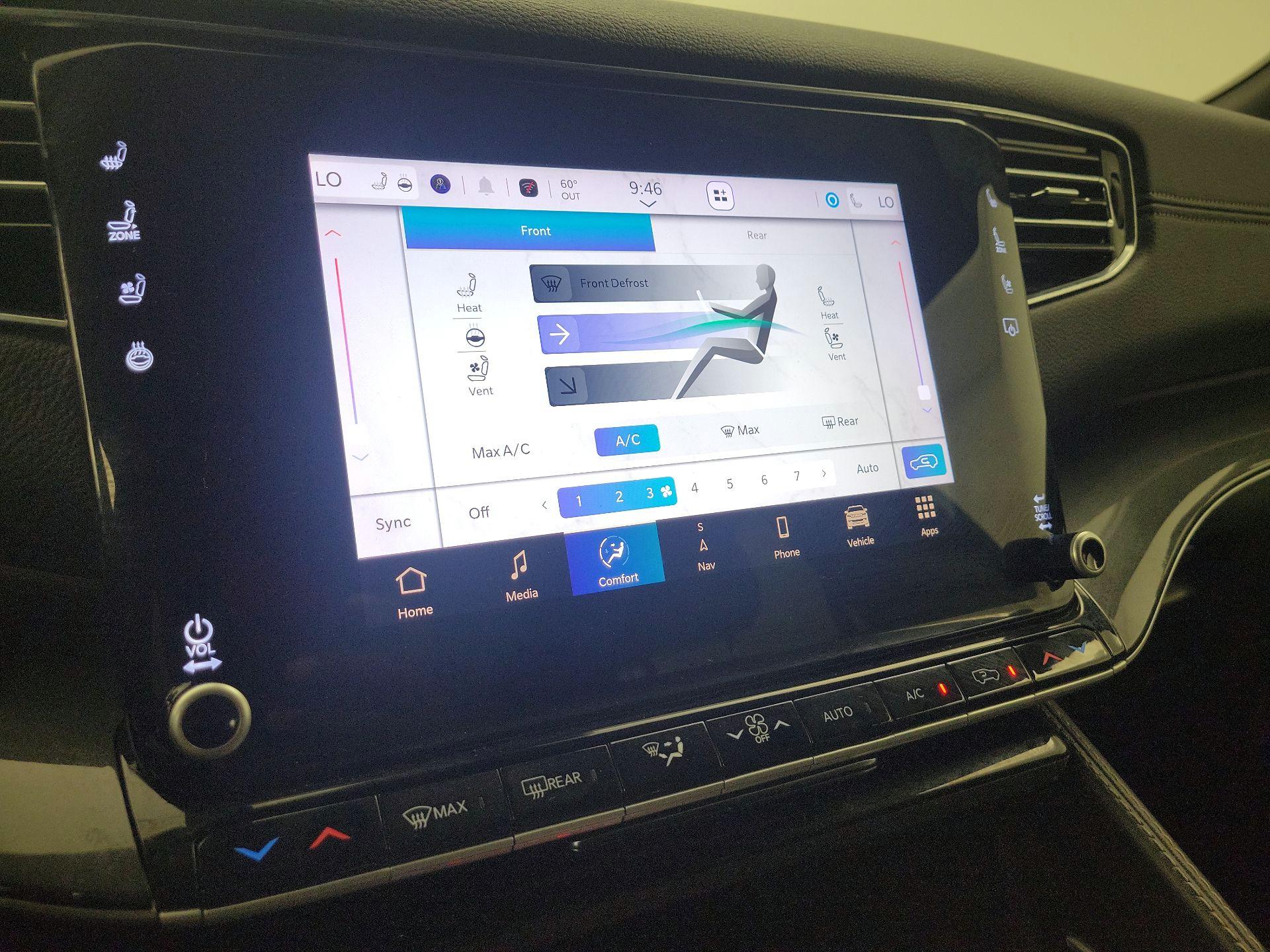 Thumbnail: 2023 Jeep Wagoneer - 16