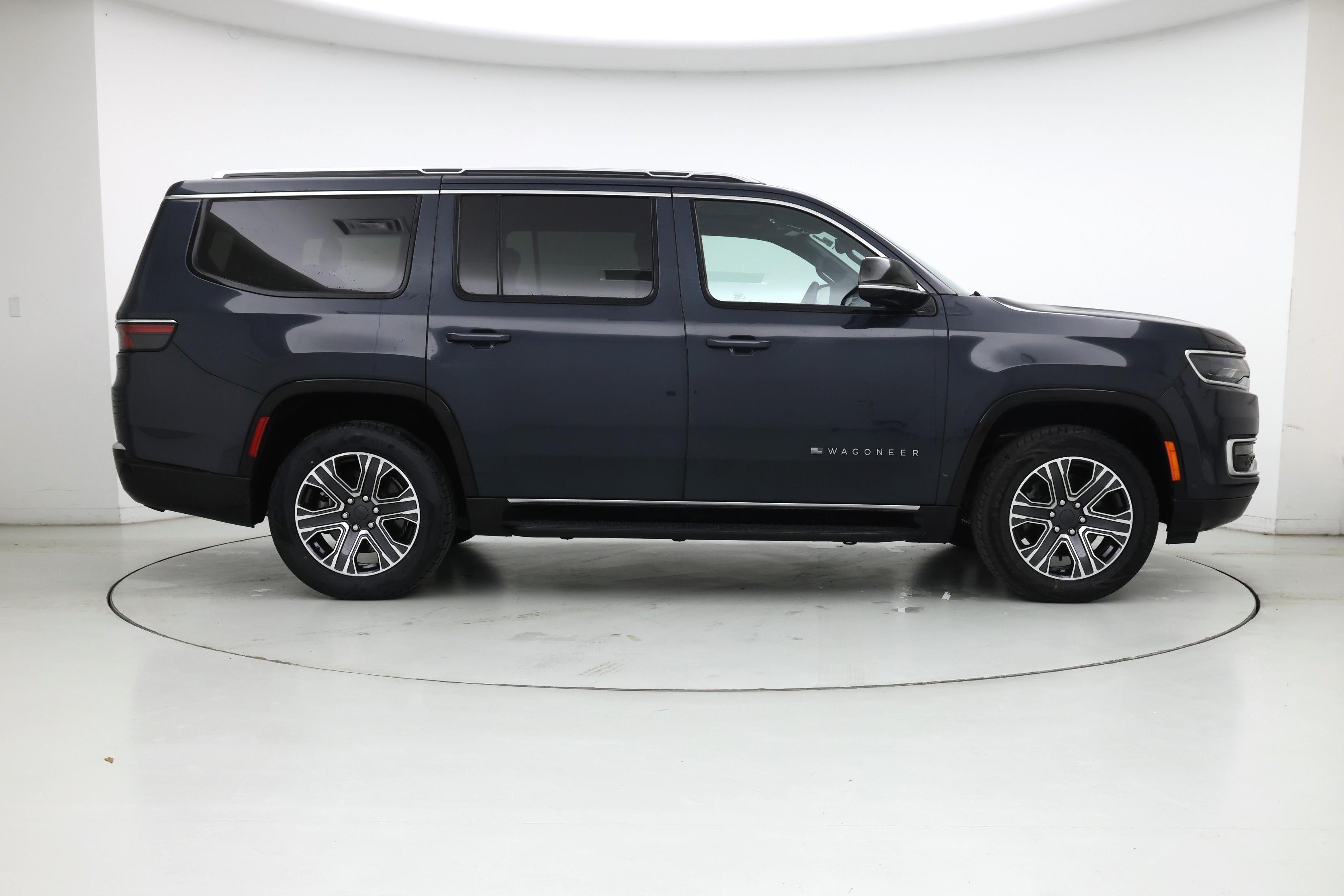 Thumbnail: 2023 Jeep Wagoneer - 7