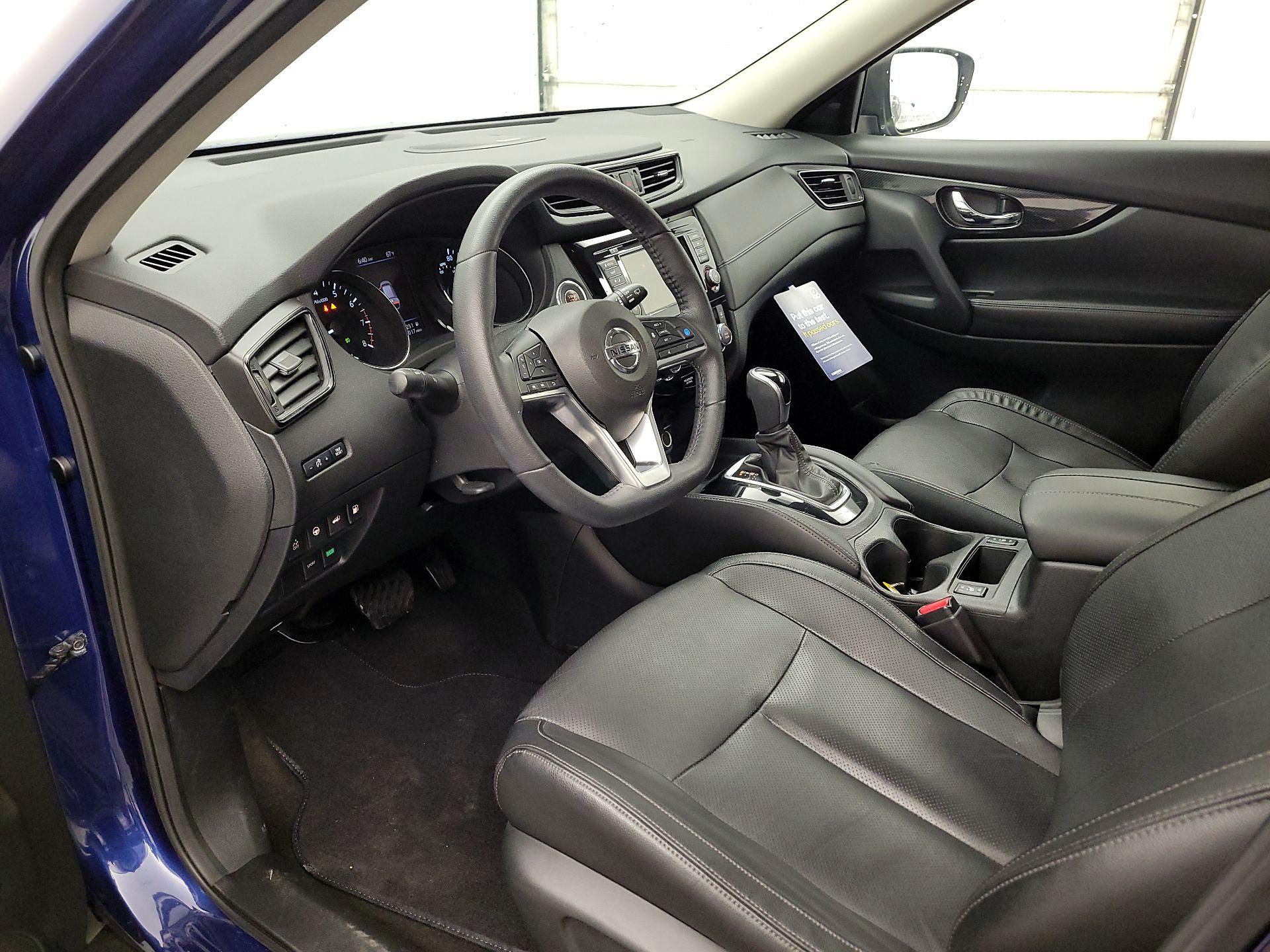 Thumbnail: 2020 Nissan Rogue - 11